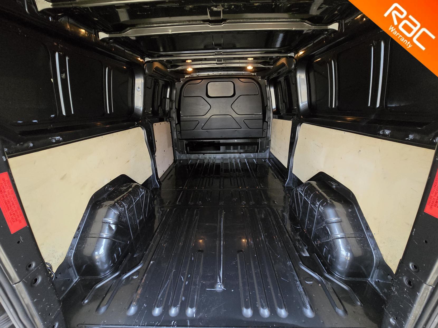 Ford Transit Custom 2.2 TDCi 290 Panel Van 5dr Diesel Manual L2 H1 (186 g/km, 98 bhp)