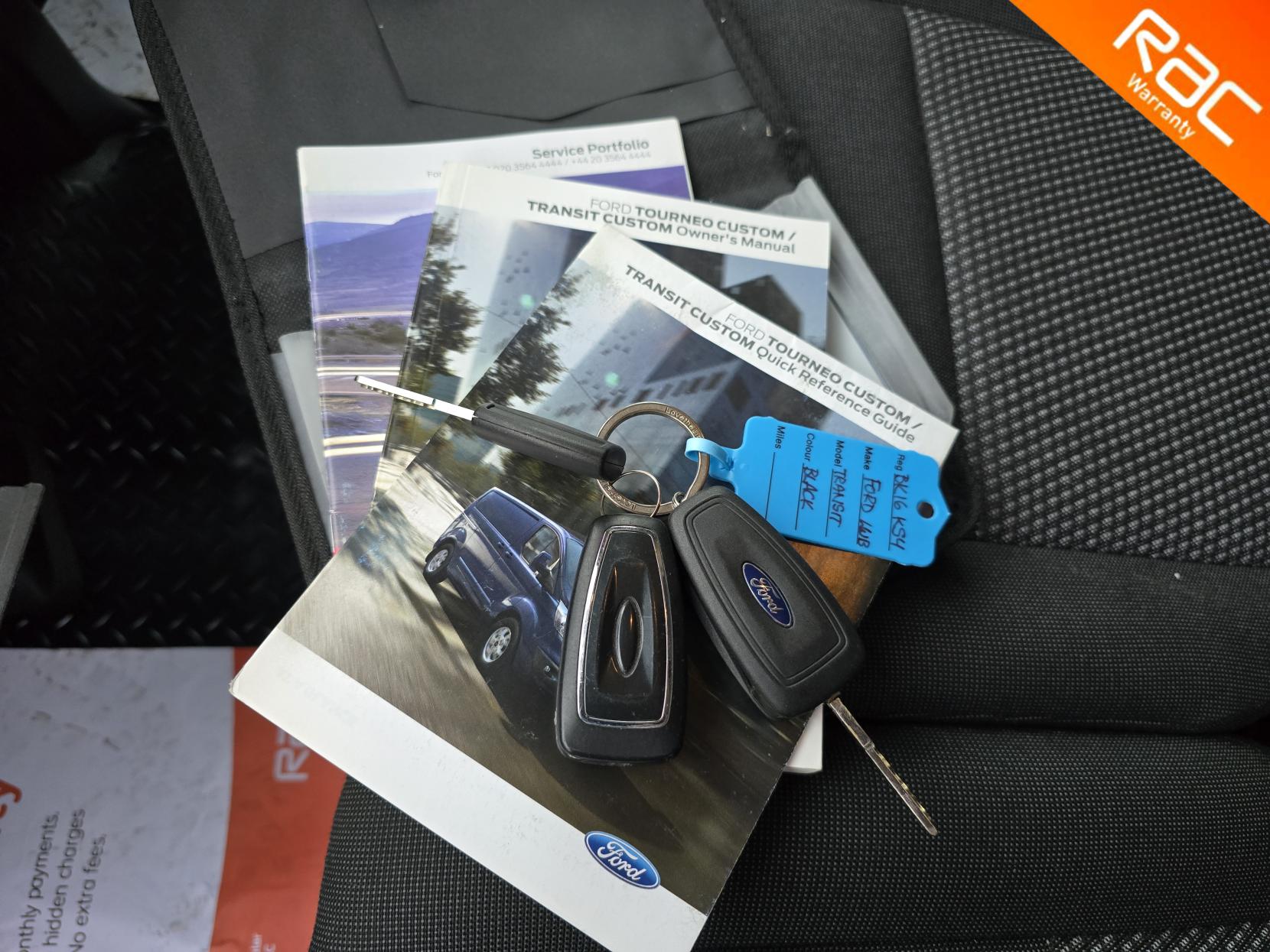 Ford Transit Custom 2.2 TDCi 290 Panel Van 5dr Diesel Manual L2 H1 (186 g/km, 98 bhp)