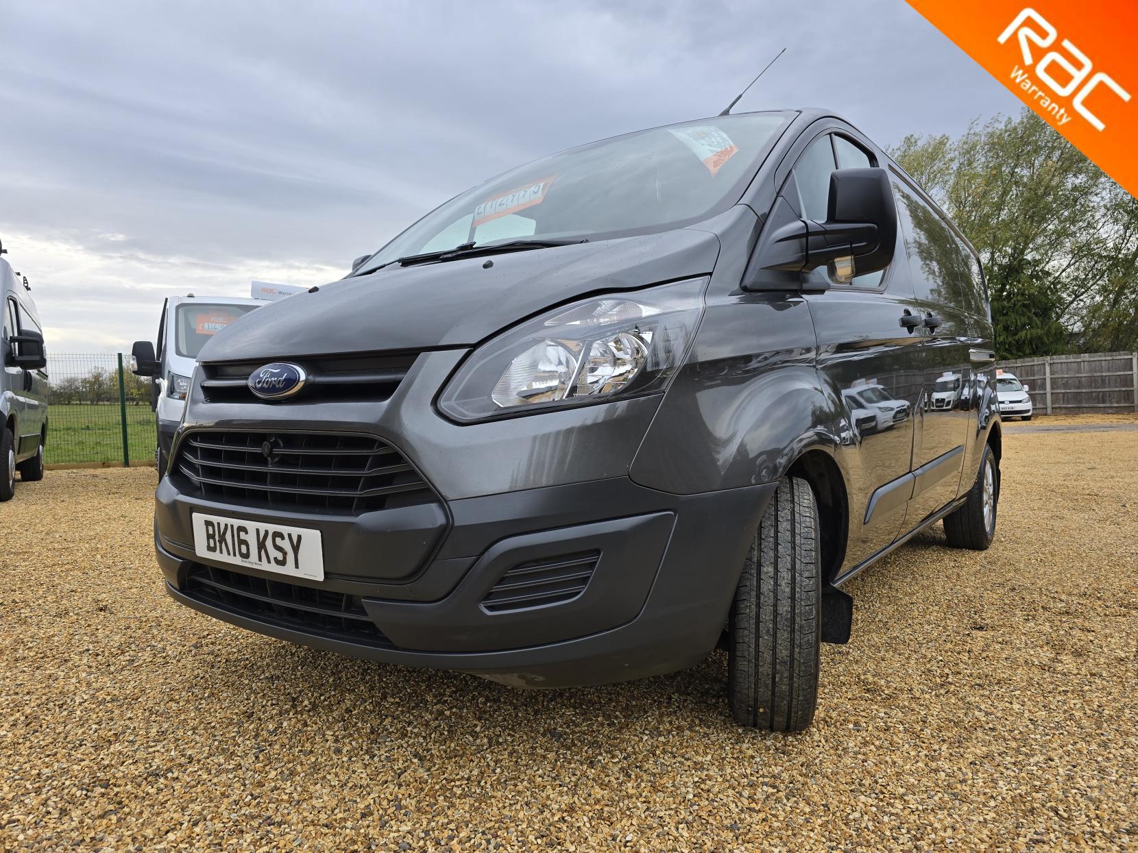 Ford Transit Custom 2.2 TDCi 290 Panel Van 5dr Diesel Manual L2 H1 (186 g/km, 98 bhp)