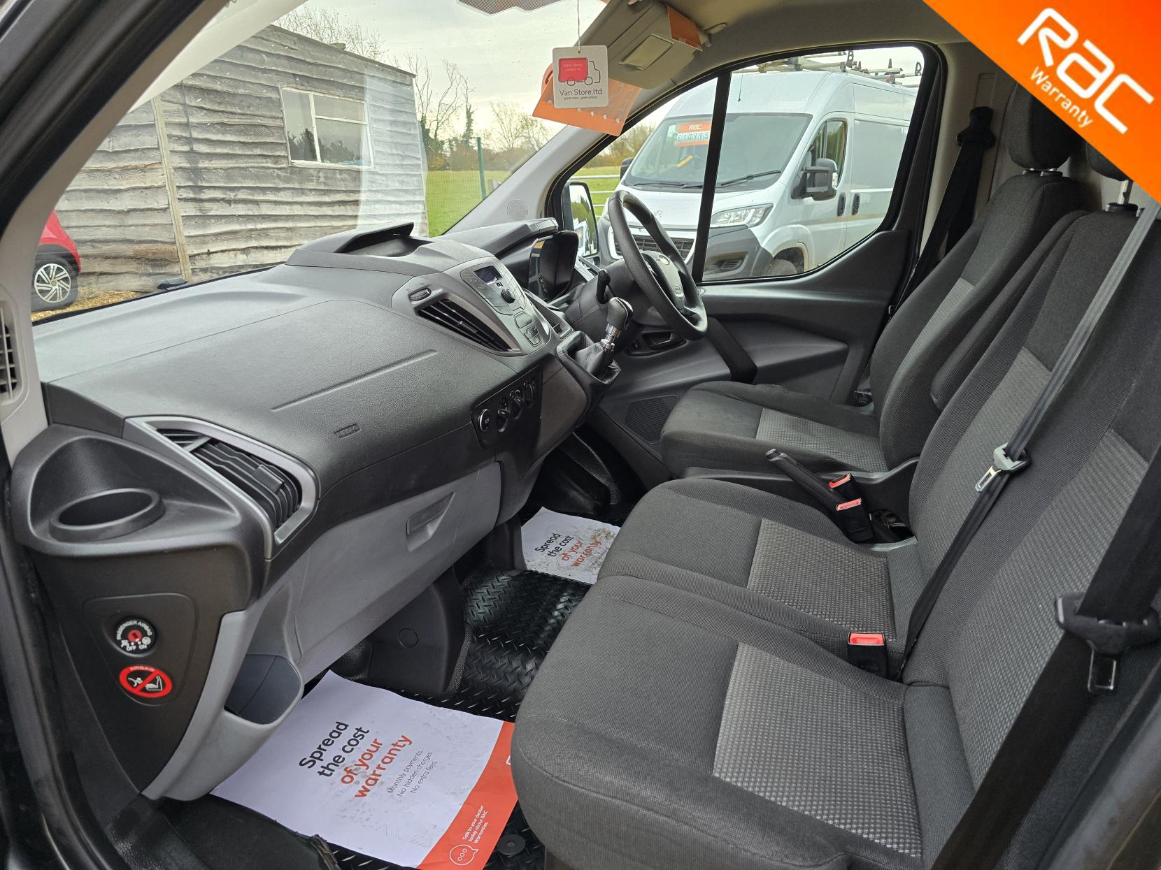 Ford Transit Custom 2.2 TDCi 290 Panel Van 5dr Diesel Manual L2 H1 (186 g/km, 98 bhp)