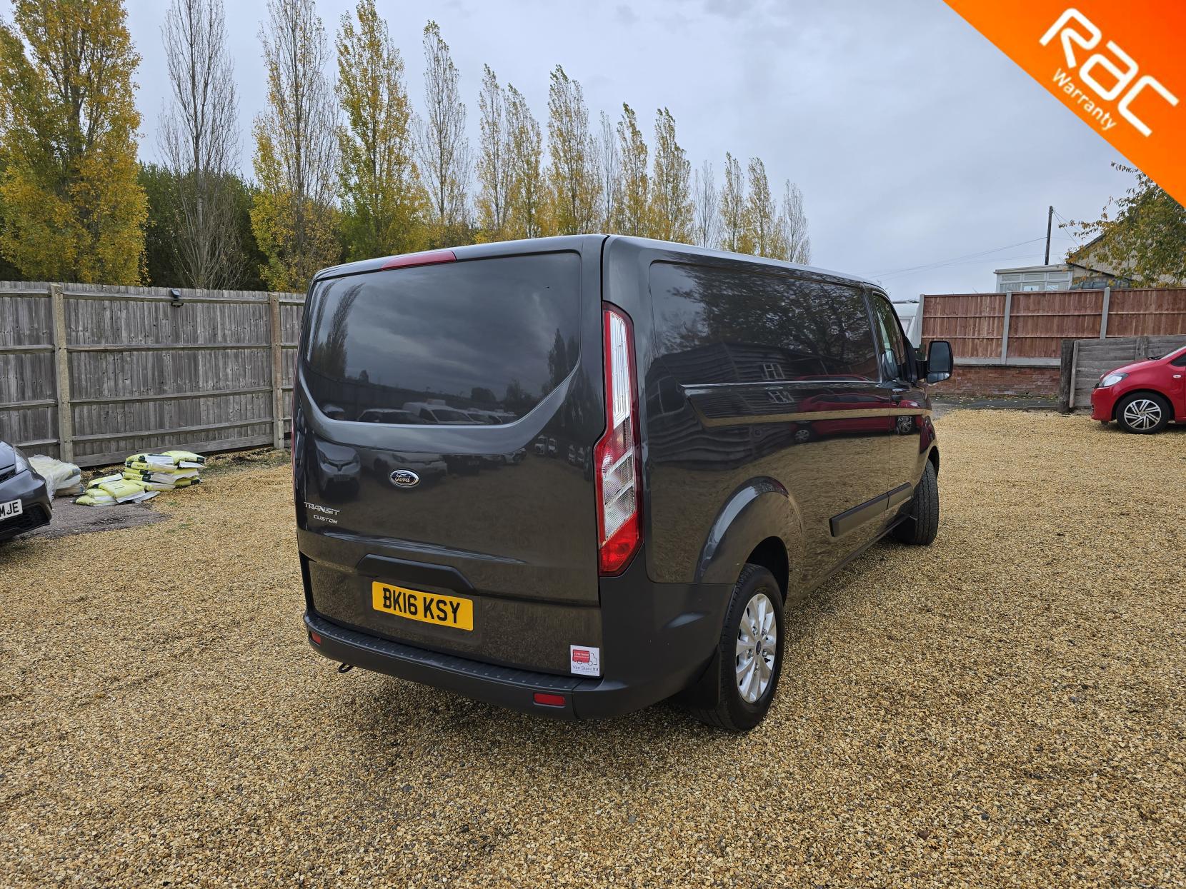Ford Transit Custom 2.2 TDCi 290 Panel Van 5dr Diesel Manual L2 H1 (186 g/km, 98 bhp)