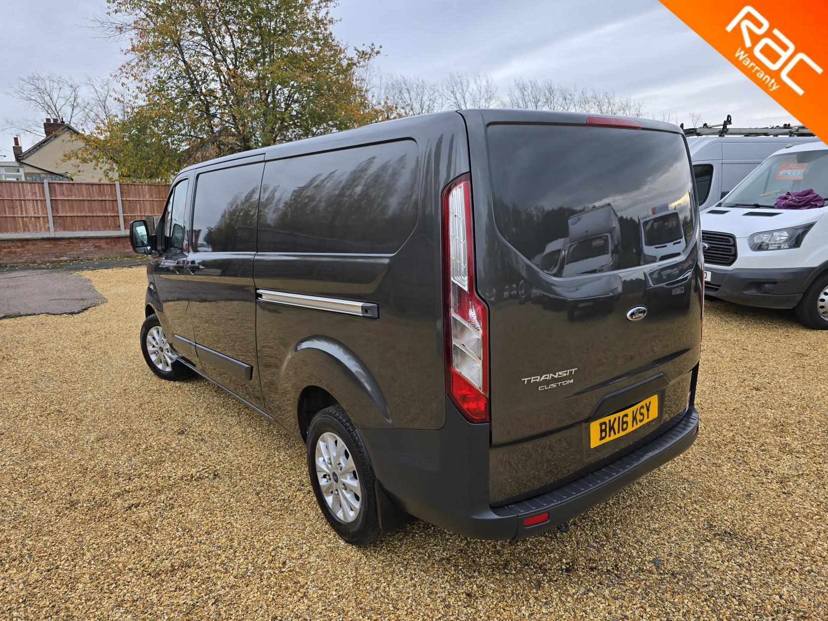 Ford Transit Custom 2.2 TDCi 290 Panel Van 5dr Diesel Manual L2 H1 (186 g/km, 98 bhp)