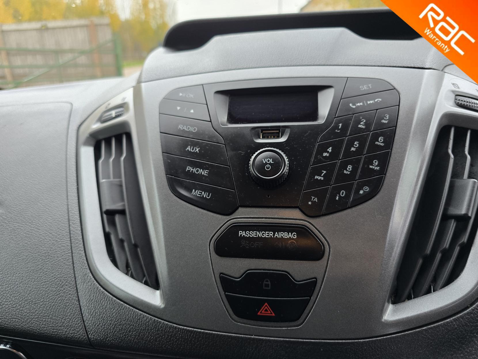 Ford Transit Custom 2.2 TDCi 290 Panel Van 5dr Diesel Manual L2 H1 (186 g/km, 98 bhp)