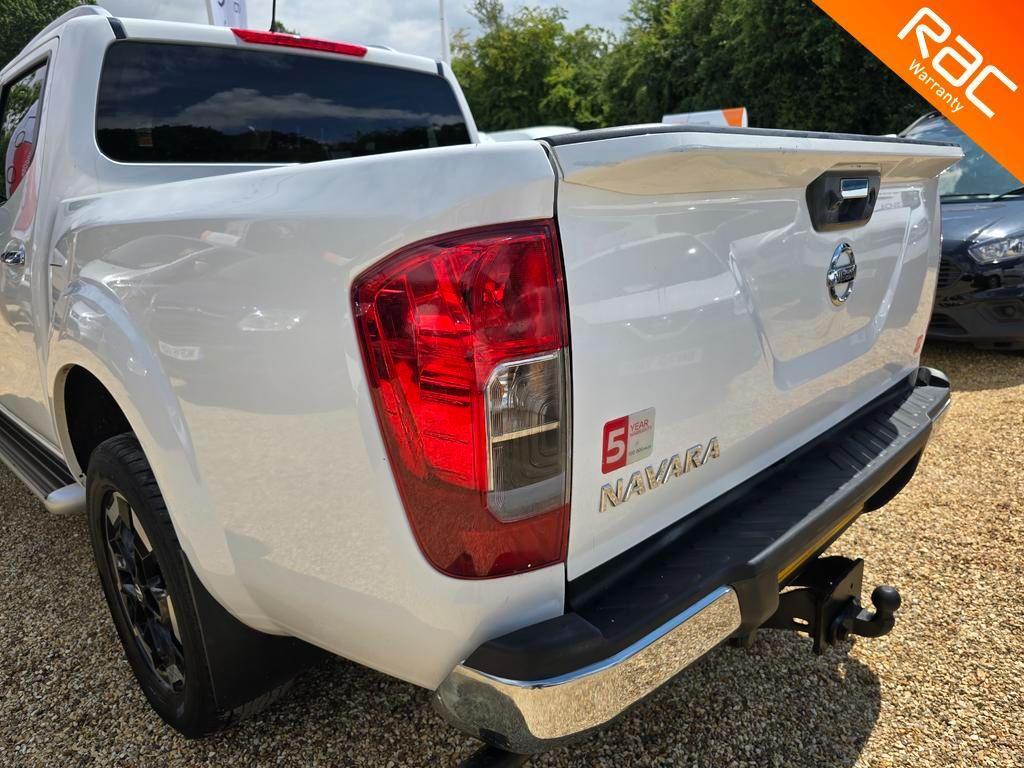 Nissan Navara 2.3 dCi Tekna Auto 4WD Euro 6 4dr