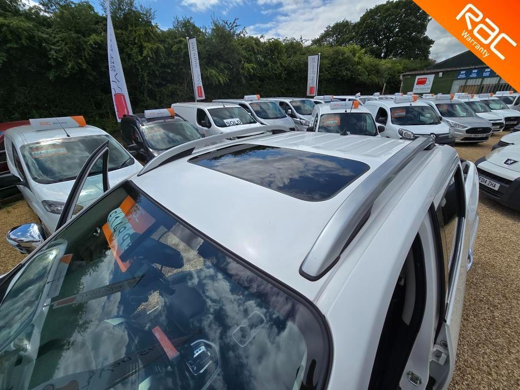 Nissan Navara 2.3 dCi Tekna Auto 4WD Euro 6 4dr