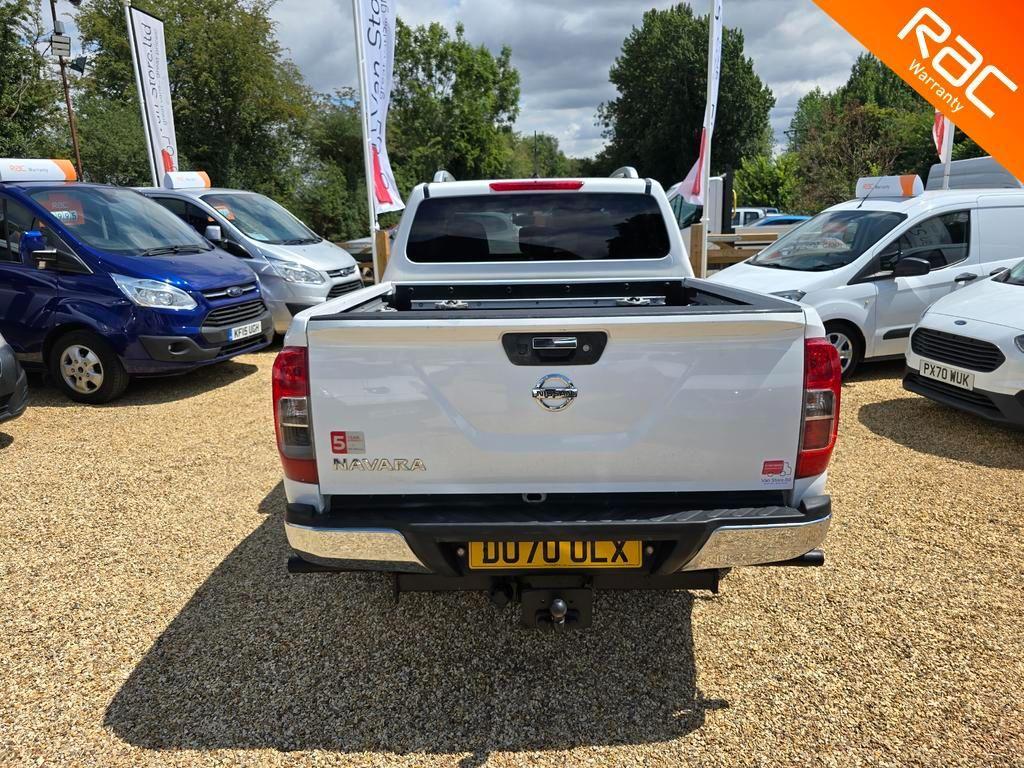 Nissan Navara 2.3 dCi Tekna Auto 4WD Euro 6 4dr