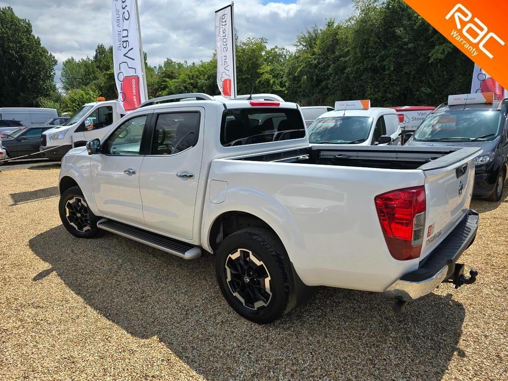 Nissan Navara 2.3 dCi Tekna Auto 4WD Euro 6 4dr