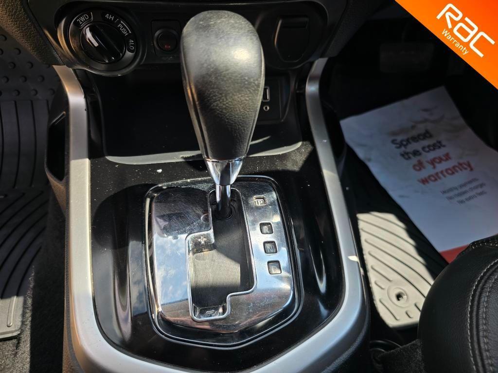 Nissan Navara 2.3 dCi Tekna Auto 4WD Euro 6 4dr