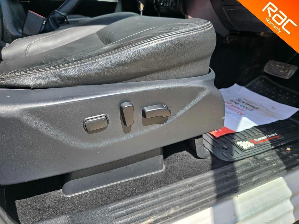 Nissan Navara 2.3 dCi Tekna Auto 4WD Euro 6 4dr