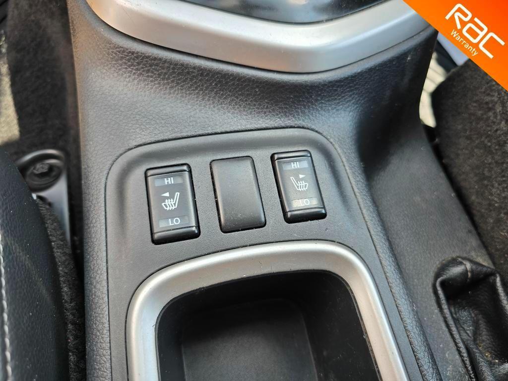 Nissan Navara 2.3 dCi Tekna Auto 4WD Euro 6 4dr