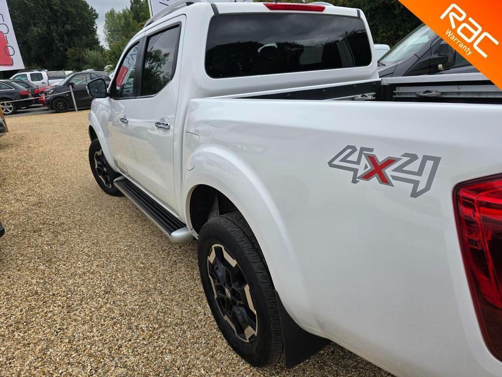 Nissan Navara 2.3 dCi Tekna Auto 4WD Euro 6 4dr