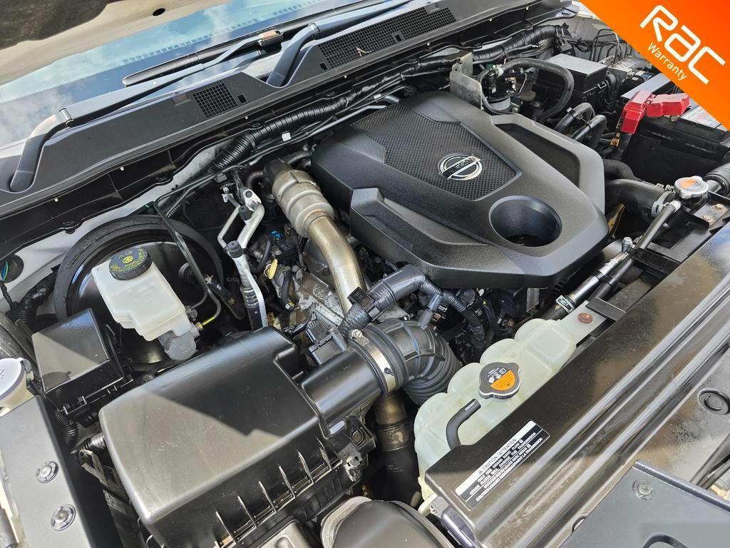 Nissan Navara 2.3 dCi Tekna Auto 4WD Euro 6 4dr