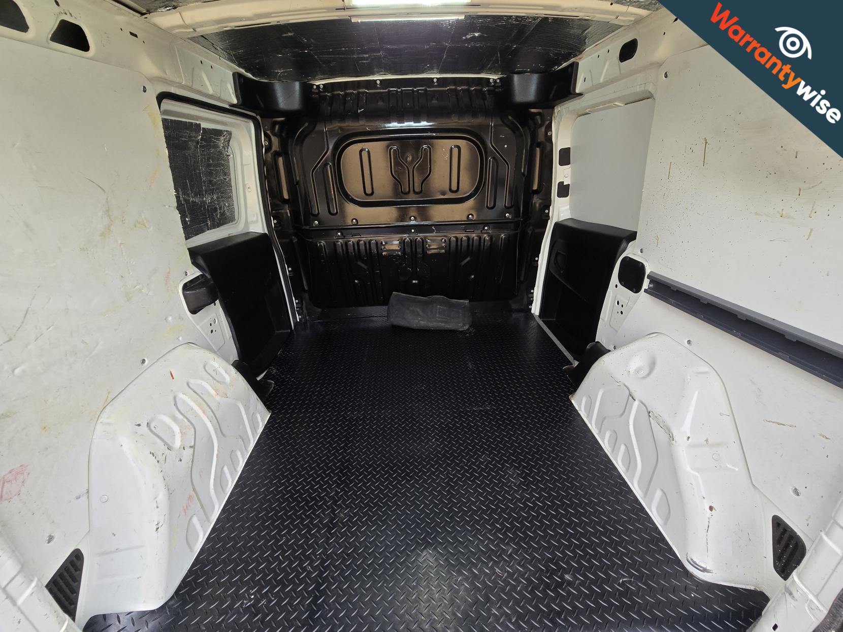 Vauxhall Combo 1.3 CDTi 2000 Temperature Controlled 3dr Diesel Manual FWD L1 H1 (133 g/km, 94 bhp)