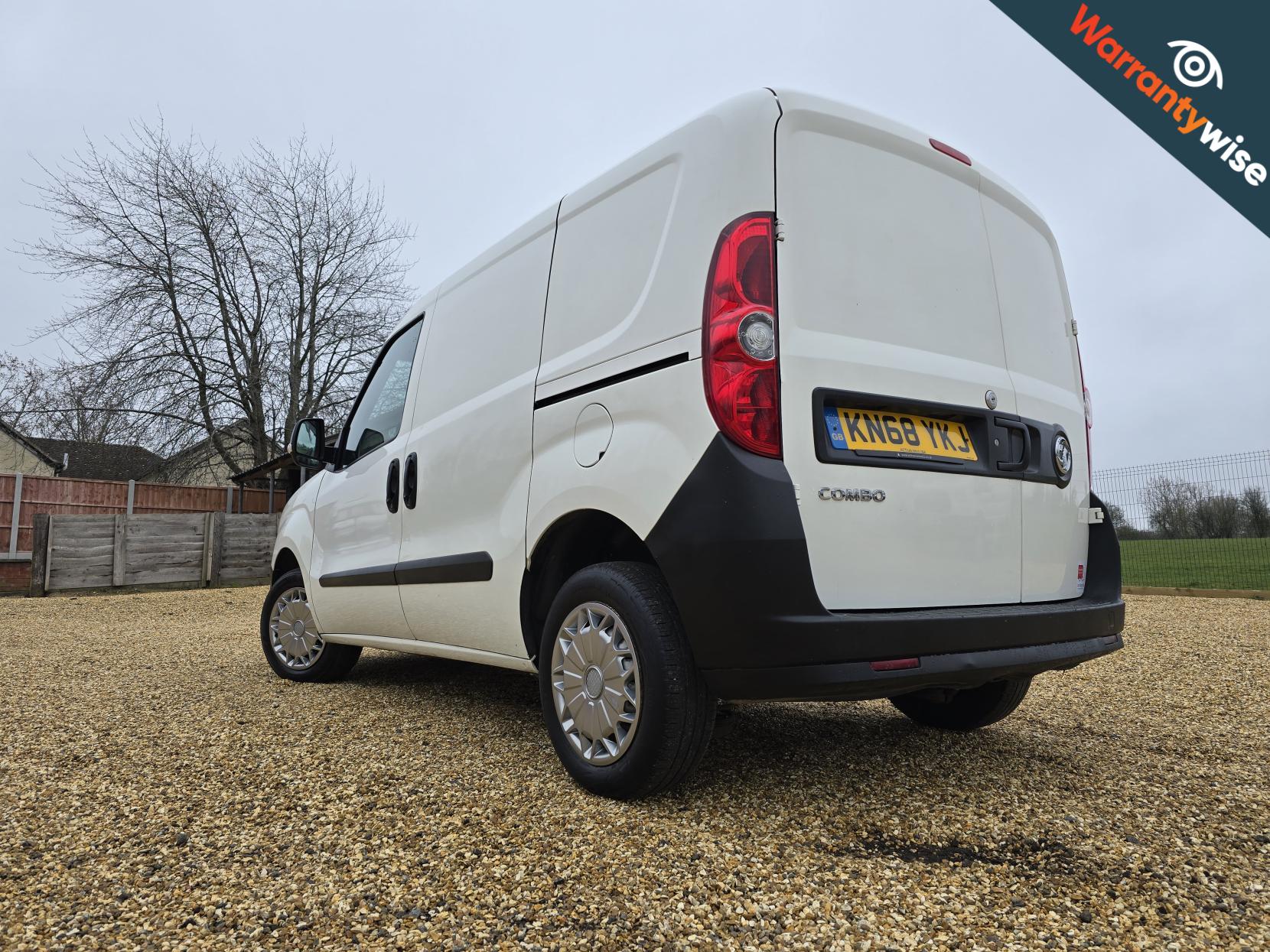 Vauxhall Combo 1.3 CDTi 2000 Temperature Controlled 3dr Diesel Manual FWD L1 H1 (133 g/km, 94 bhp)