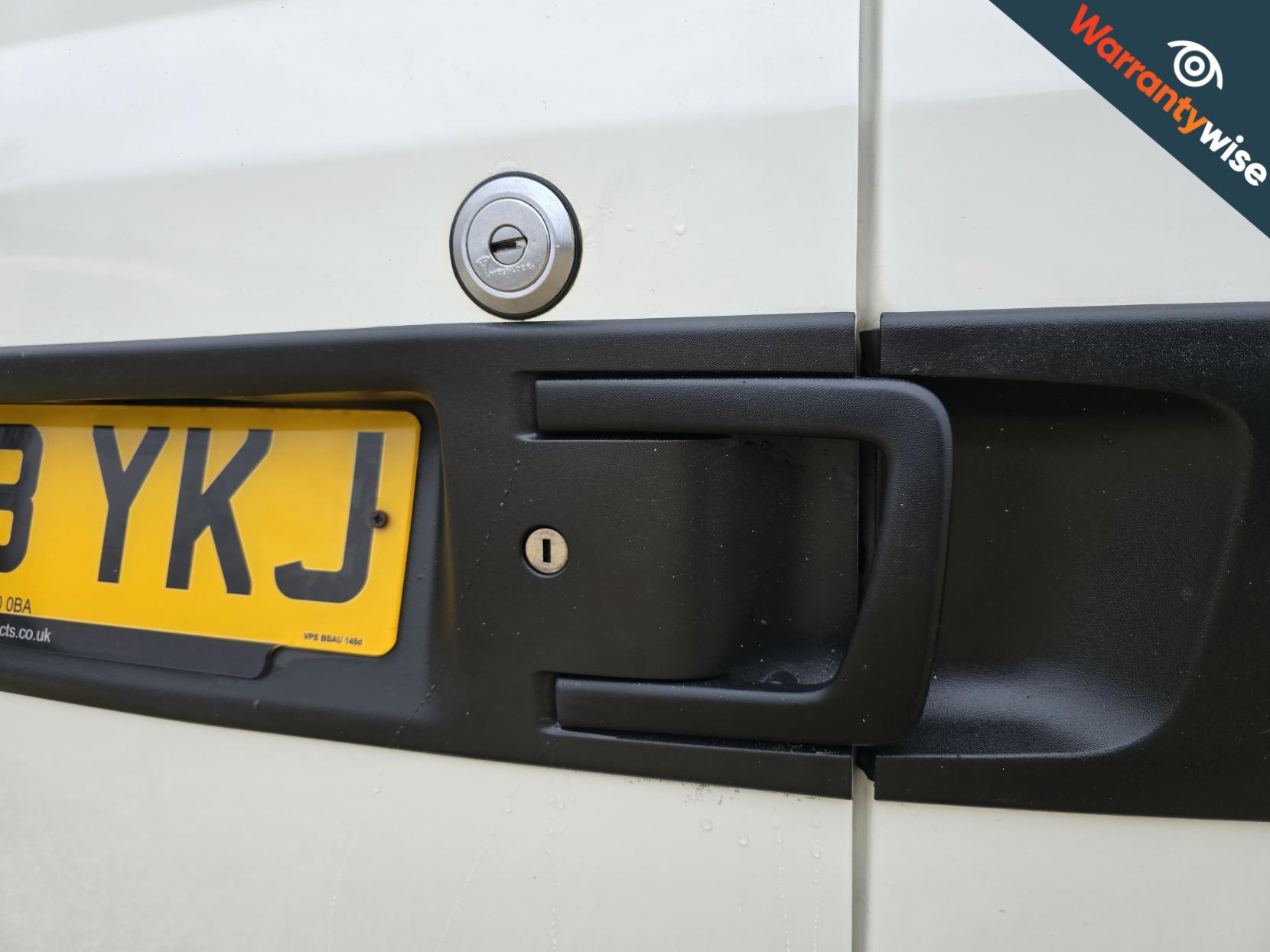 Vauxhall Combo 1.3 CDTi 2000 Temperature Controlled 3dr Diesel Manual FWD L1 H1 (133 g/km, 94 bhp)