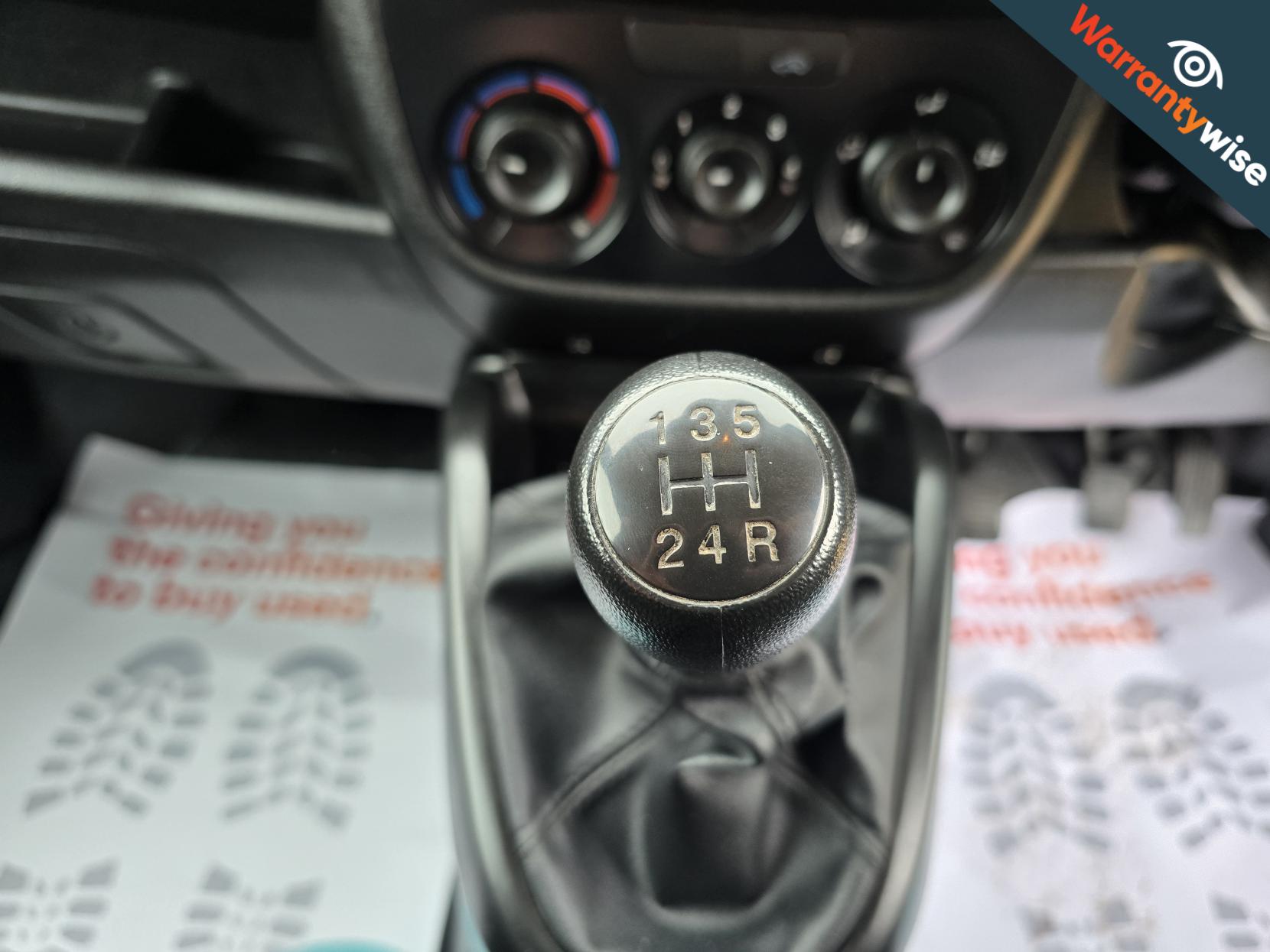 Vauxhall Combo 1.3 CDTi 2000 Temperature Controlled 3dr Diesel Manual FWD L1 H1 (133 g/km, 94 bhp)