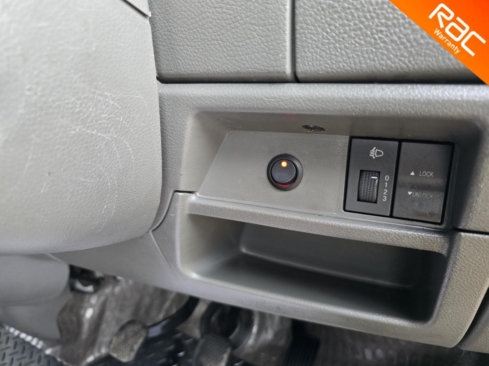 LDV V80 2.5 Eco-D Chassis Cab 2dr Diesel Manual LWB Euro 5 (136 ps)