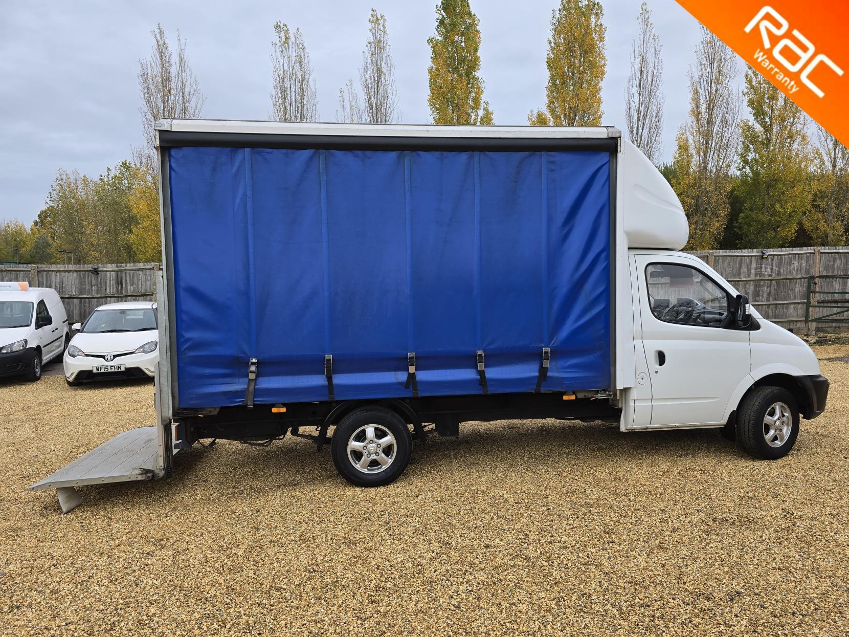 LDV V80 2.5 Eco-D Chassis Cab 2dr Diesel Manual LWB Euro 5 (136 ps)