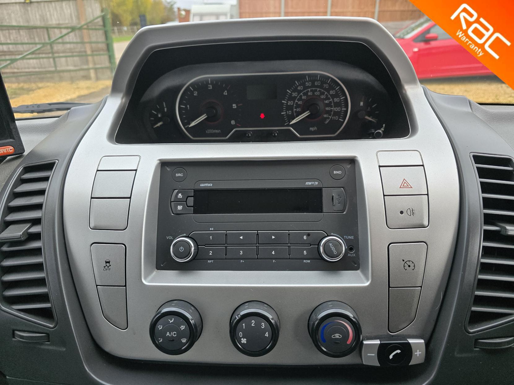 LDV V80 2.5 Eco-D Chassis Cab 2dr Diesel Manual LWB Euro 5 (136 ps)