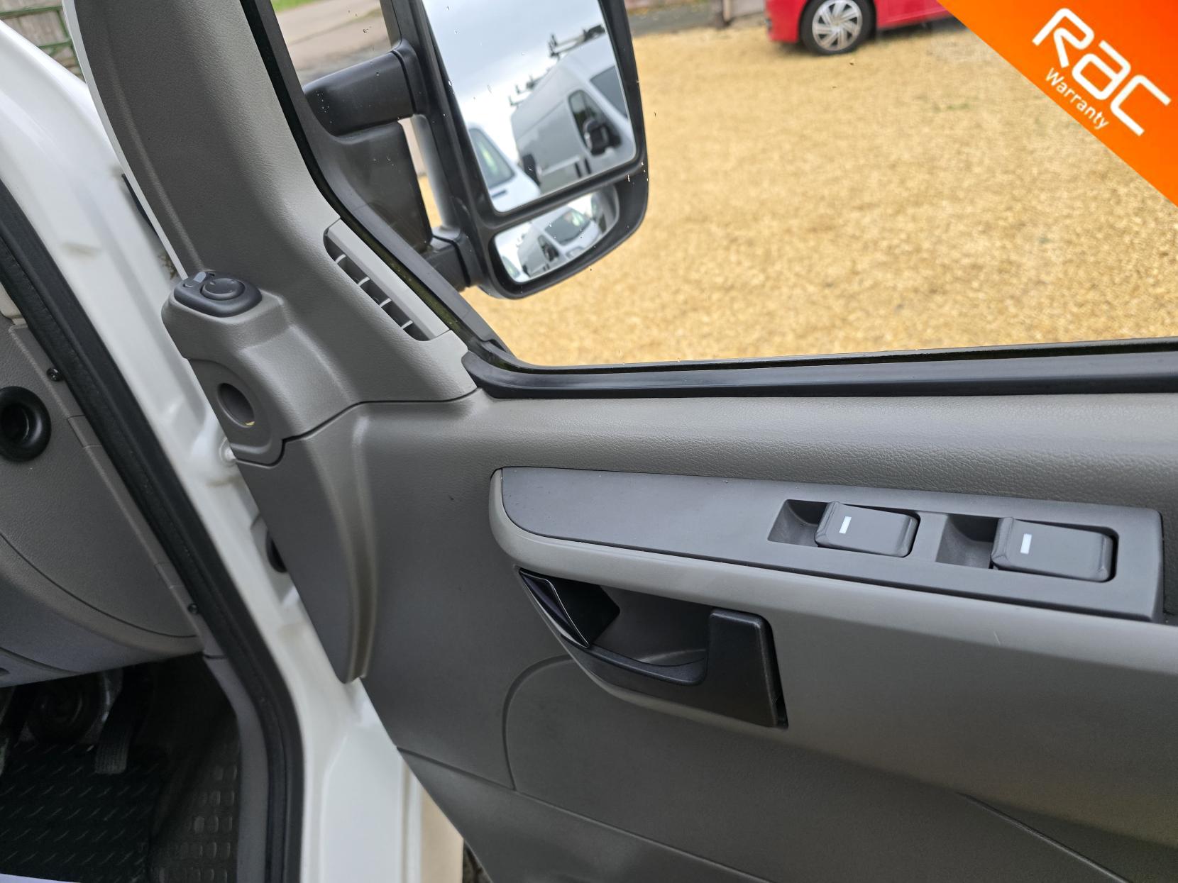 LDV V80 2.5 Eco-D Chassis Cab 2dr Diesel Manual LWB Euro 5 (136 ps)