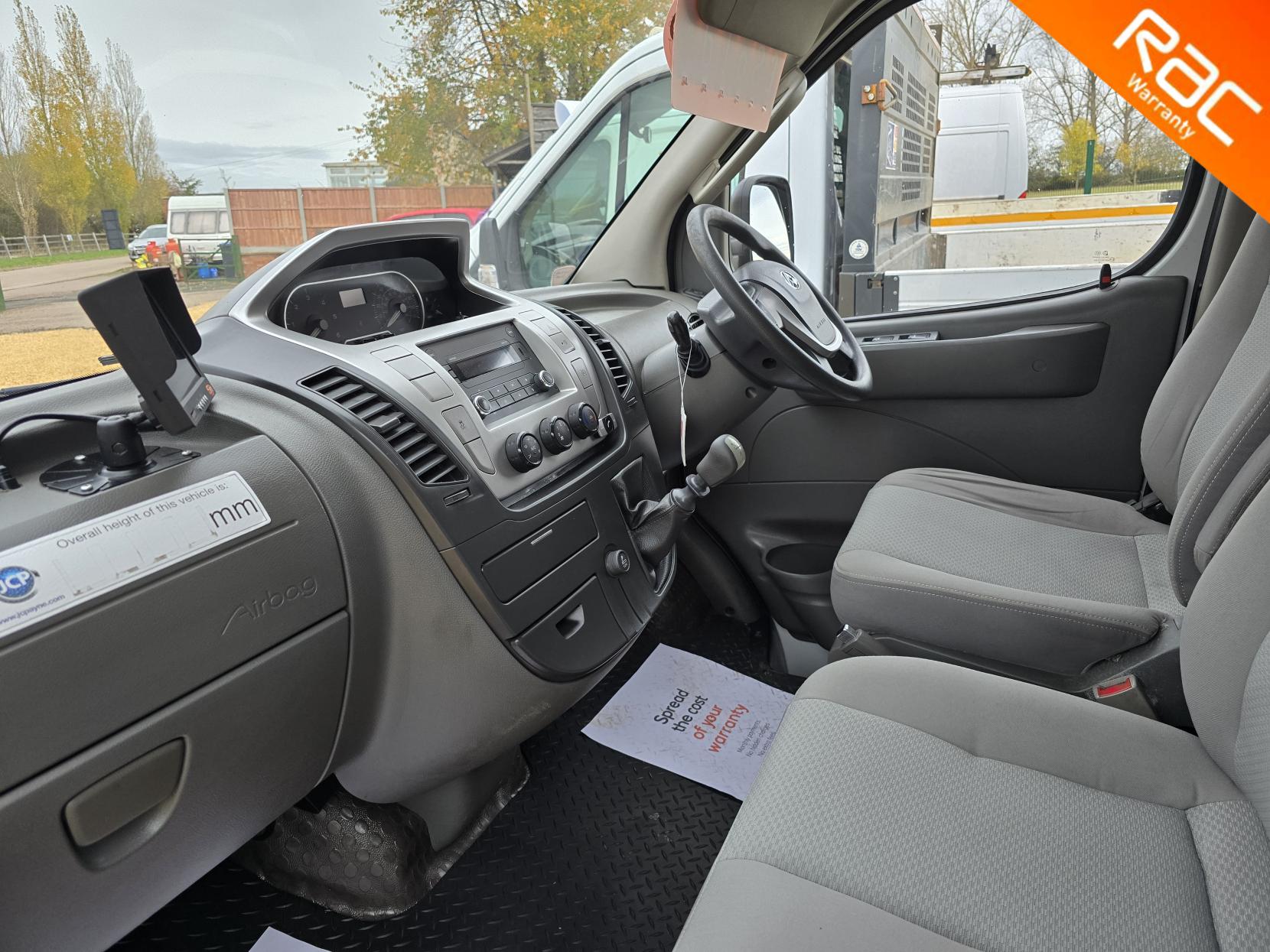 LDV V80 2.5 Eco-D Chassis Cab 2dr Diesel Manual LWB Euro 5 (136 ps)