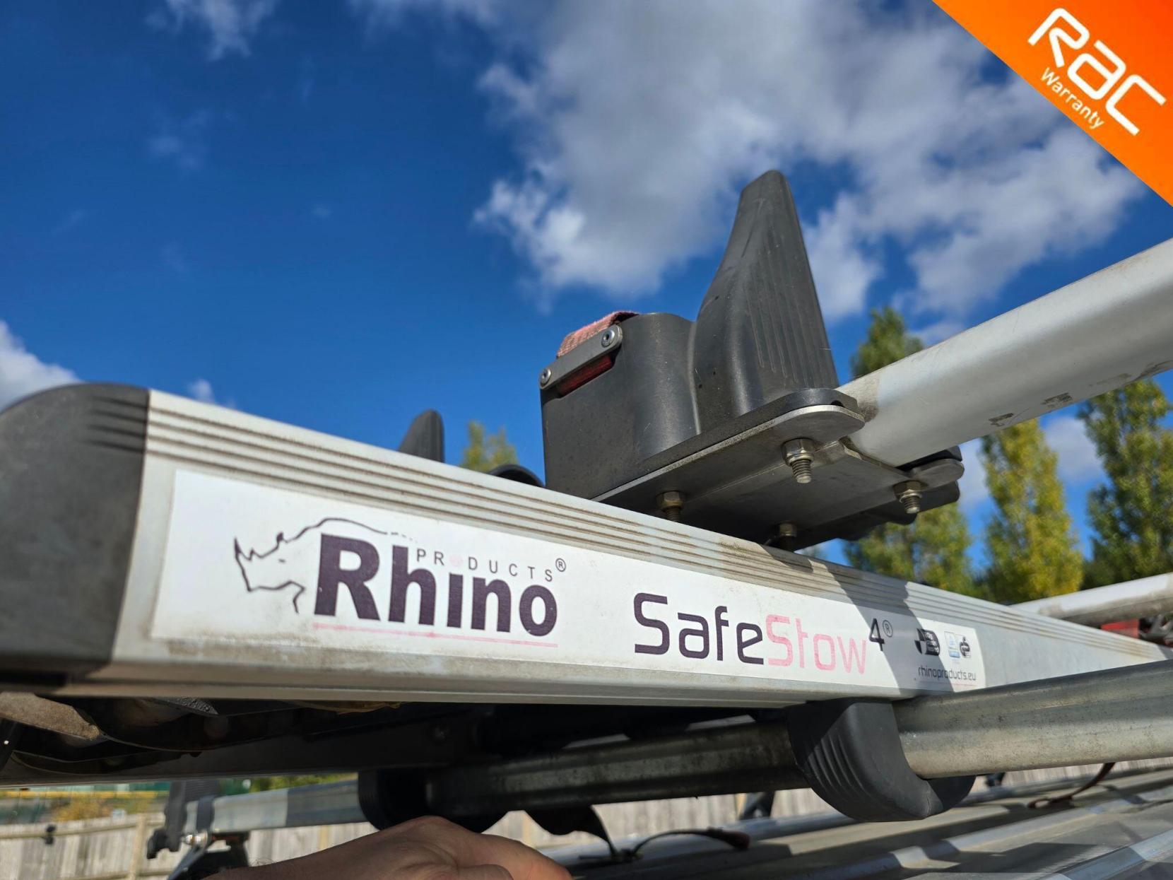 Peugeot Boxer 2.0 BlueHDi 335 Professional L2 H2 Euro 6 5dr