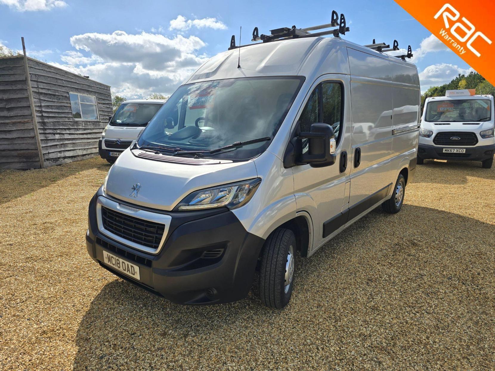 Peugeot Boxer 2.0 BlueHDi 335 Professional L2 H2 Euro 6 5dr