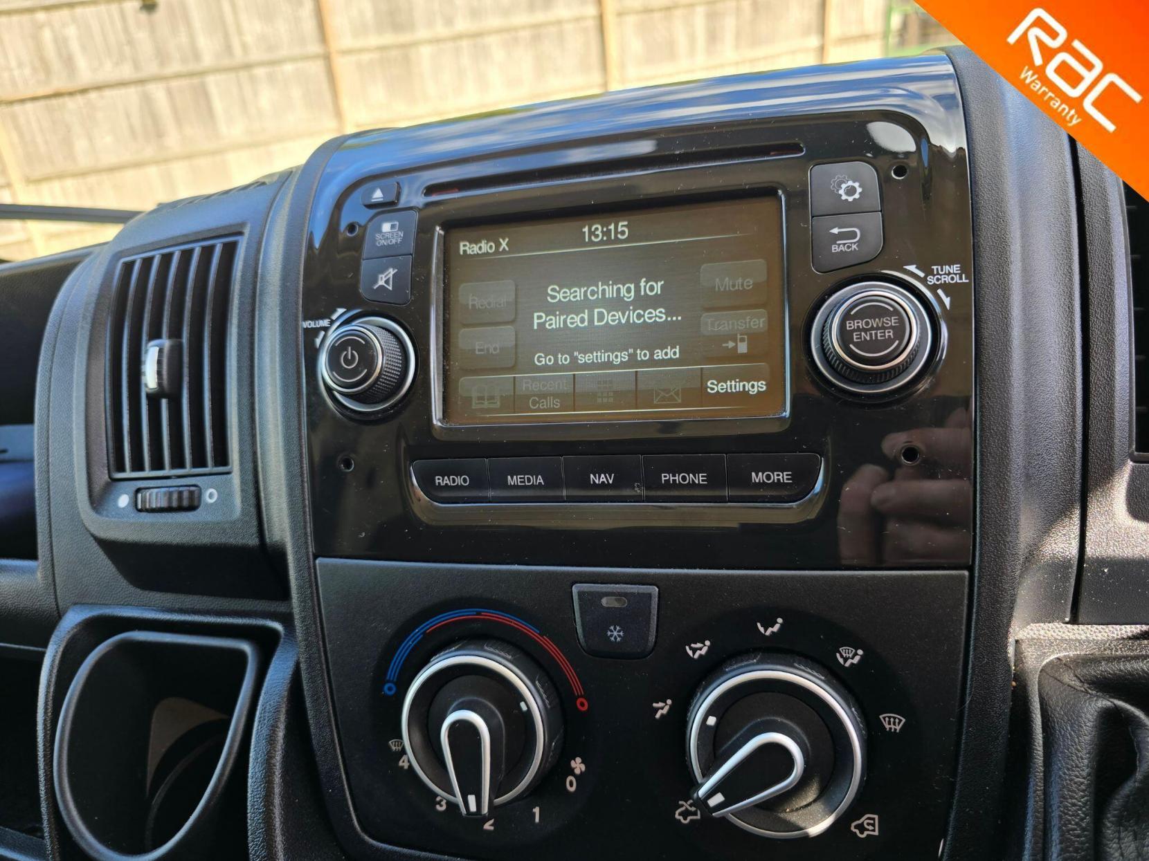 Peugeot Boxer 2.0 BlueHDi 335 Professional L2 H2 Euro 6 5dr