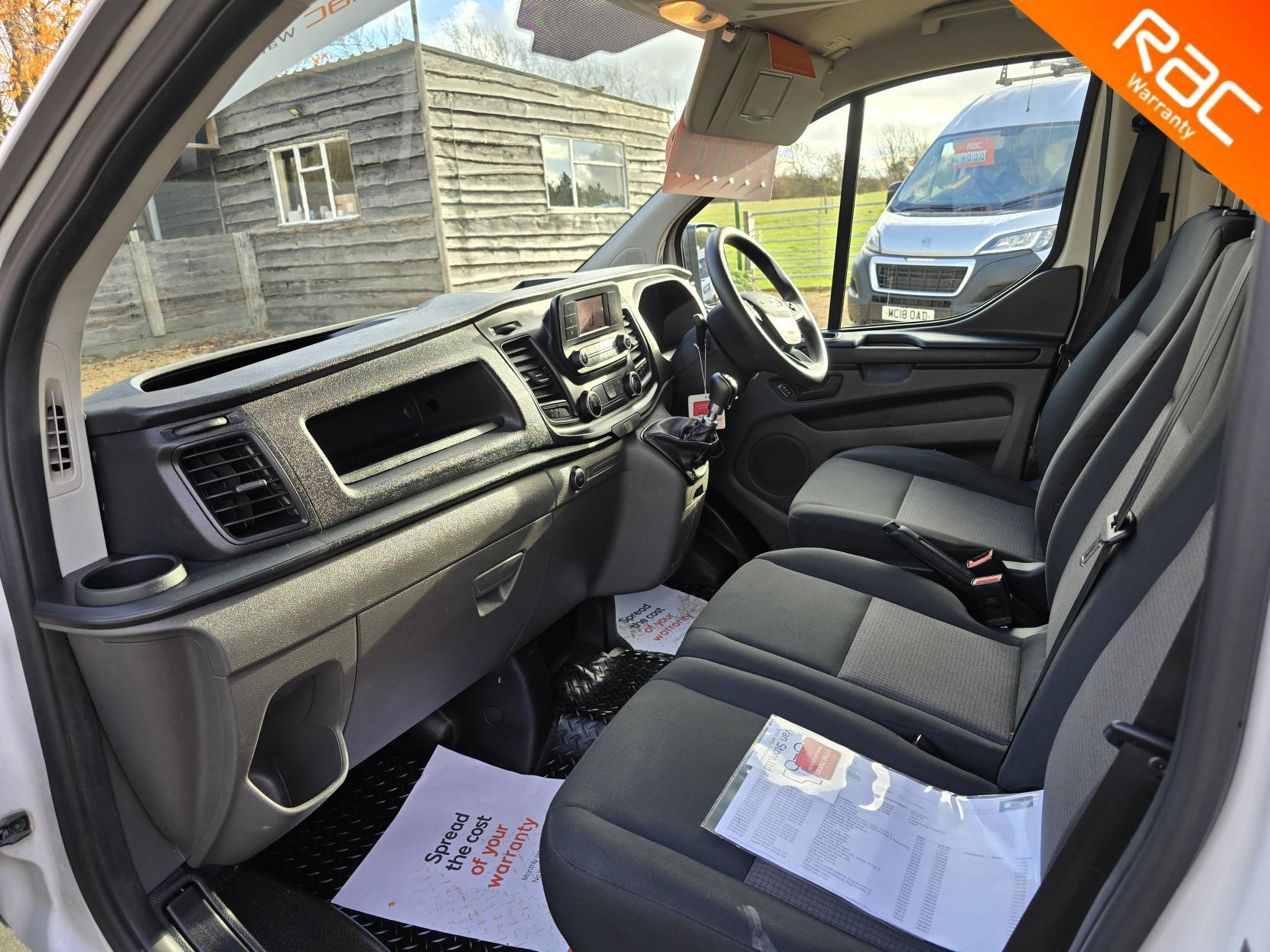 Ford Transit Custom 2.0 320 EcoBlue Leader Panel Van 5dr Diesel Manual L2 H2 Euro 6 (s/s) (105 ps)