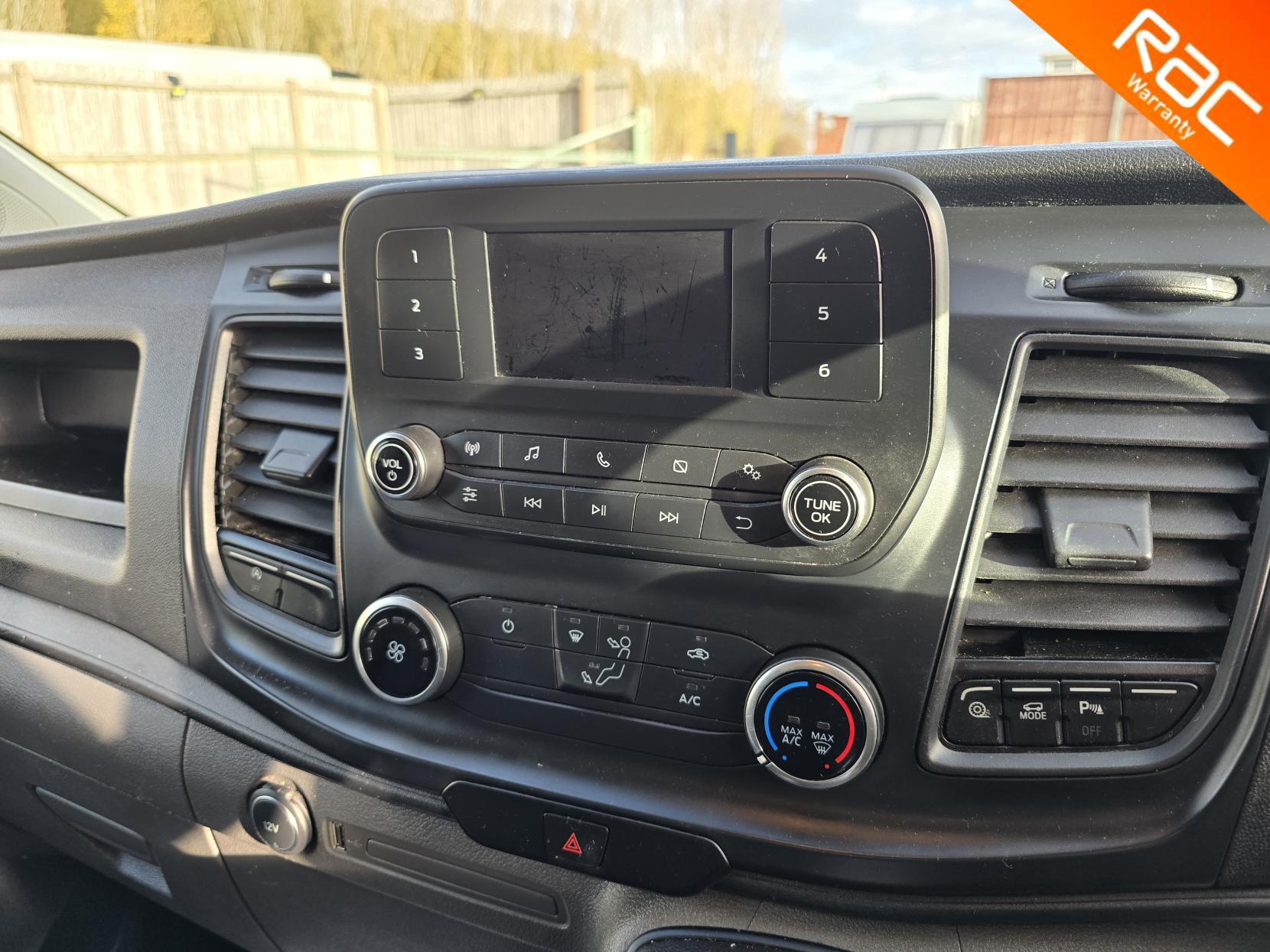 Ford Transit Custom 2.0 320 EcoBlue Leader Panel Van 5dr Diesel Manual L2 H2 Euro 6 (s/s) (105 ps)