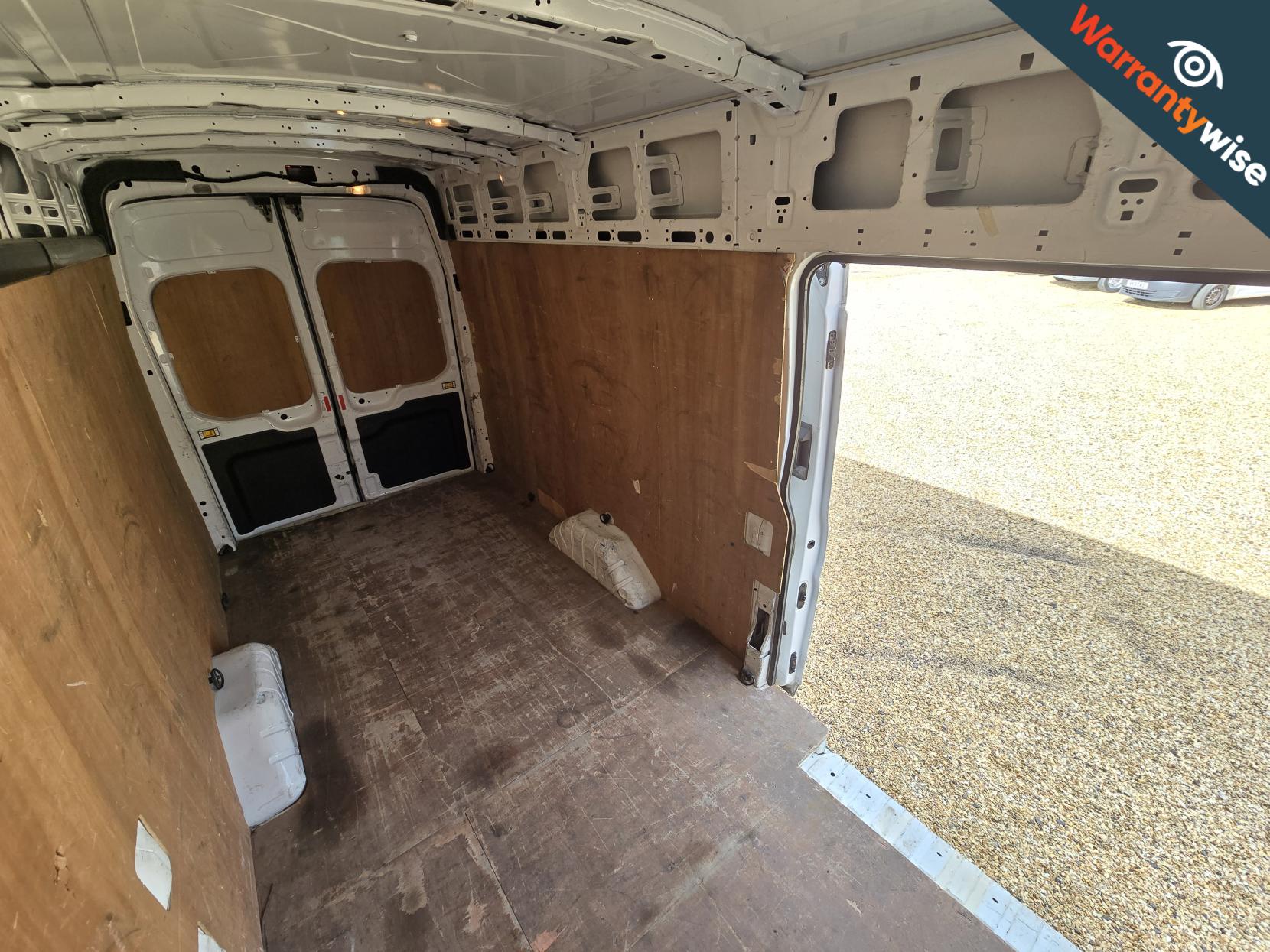 Ford Transit 2.2 TDCi 350 Panel Van 5dr Diesel Manual RWD L4 H3 Euro 5 (125 ps)