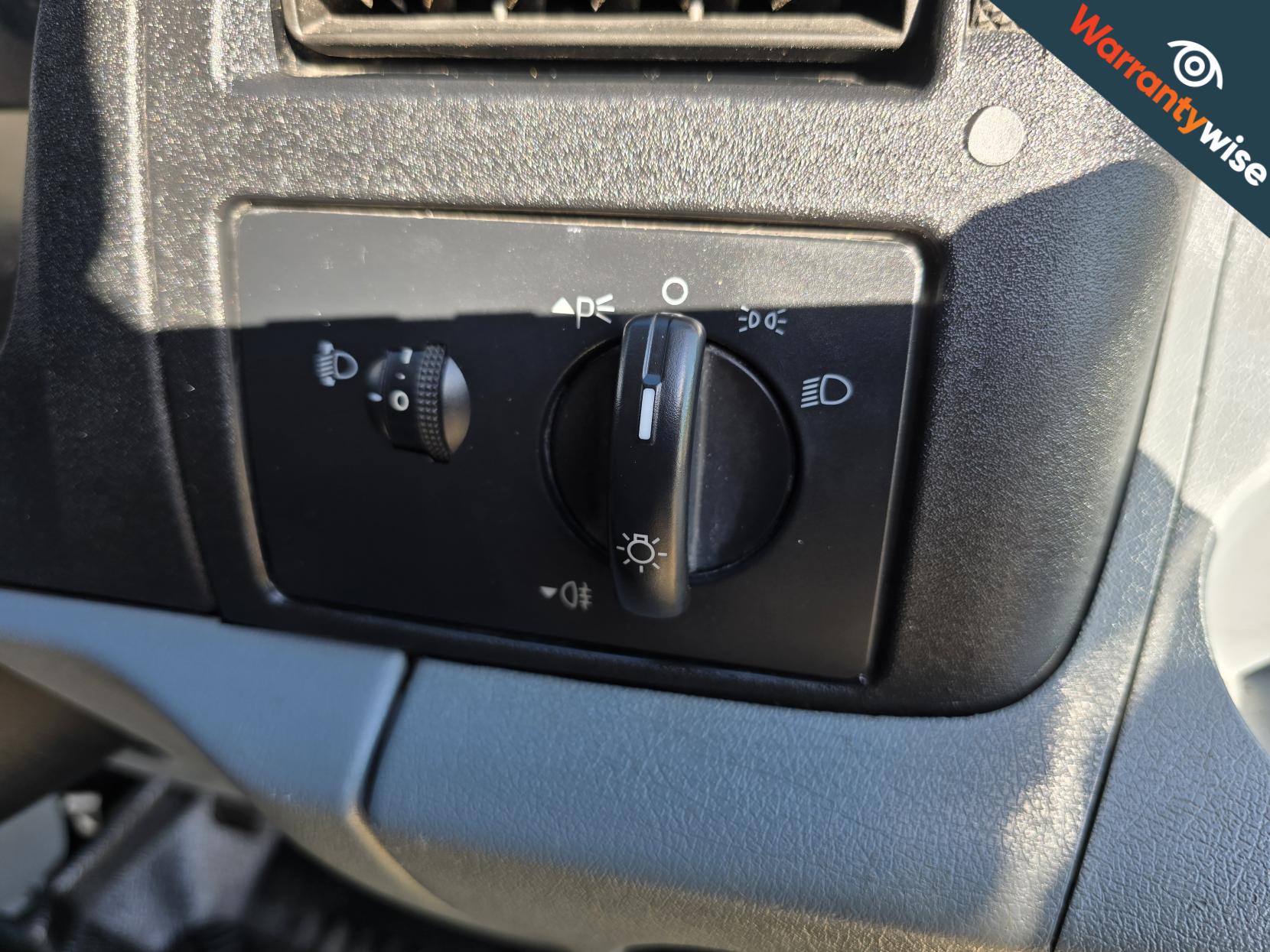 Ford Transit 2.2 TDCi 280 Panel Van 5dr Diesel Manual FWD L1 H1 (198 g/km, 98 bhp)