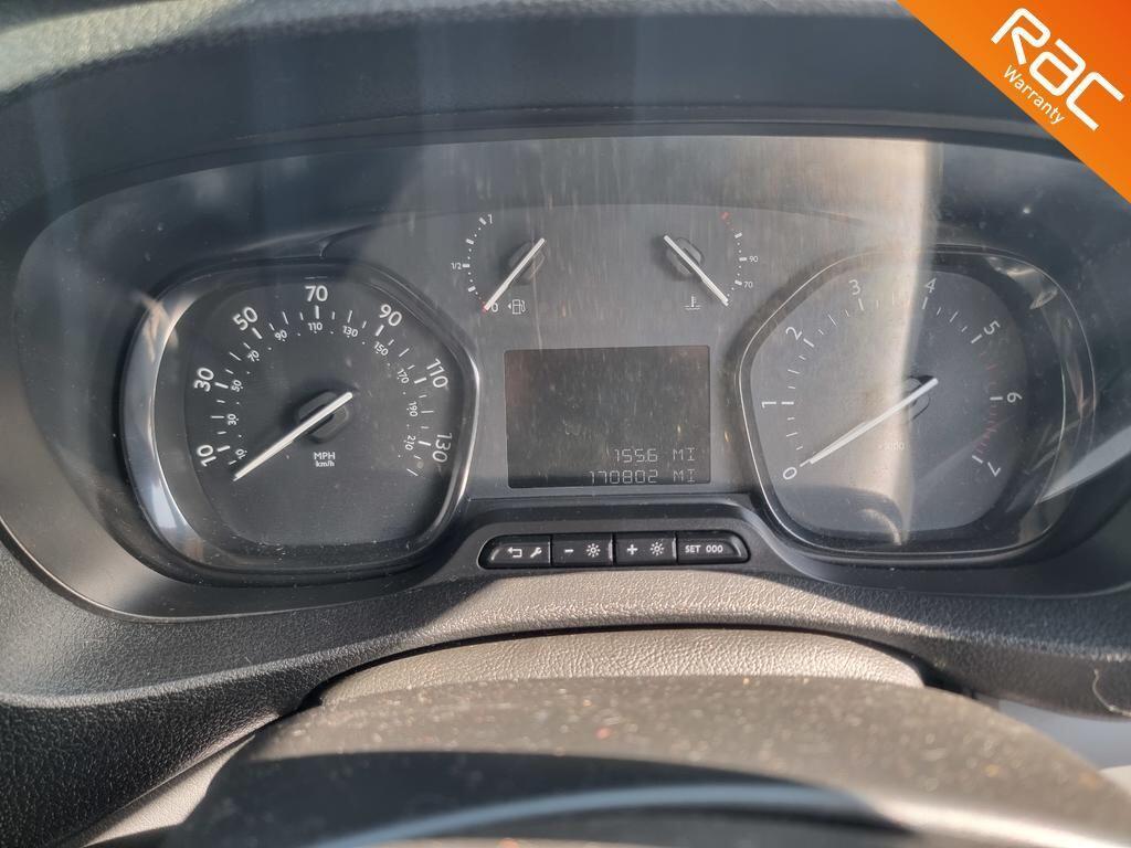 Peugeot Expert 2.0 BlueHDi 1400 Professional Long Panel Van LWB Euro 6 (s/s) 6dr