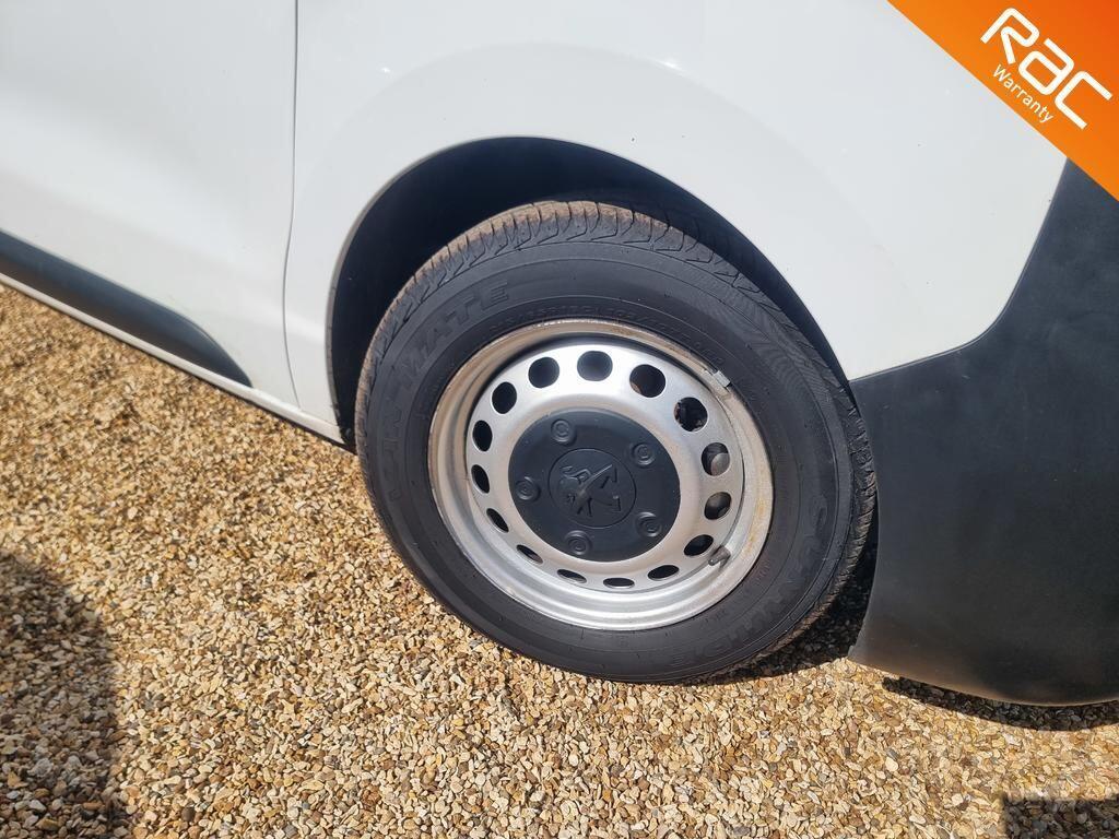 Peugeot Expert 2.0 BlueHDi 1400 Professional Long Panel Van LWB Euro 6 (s/s) 6dr