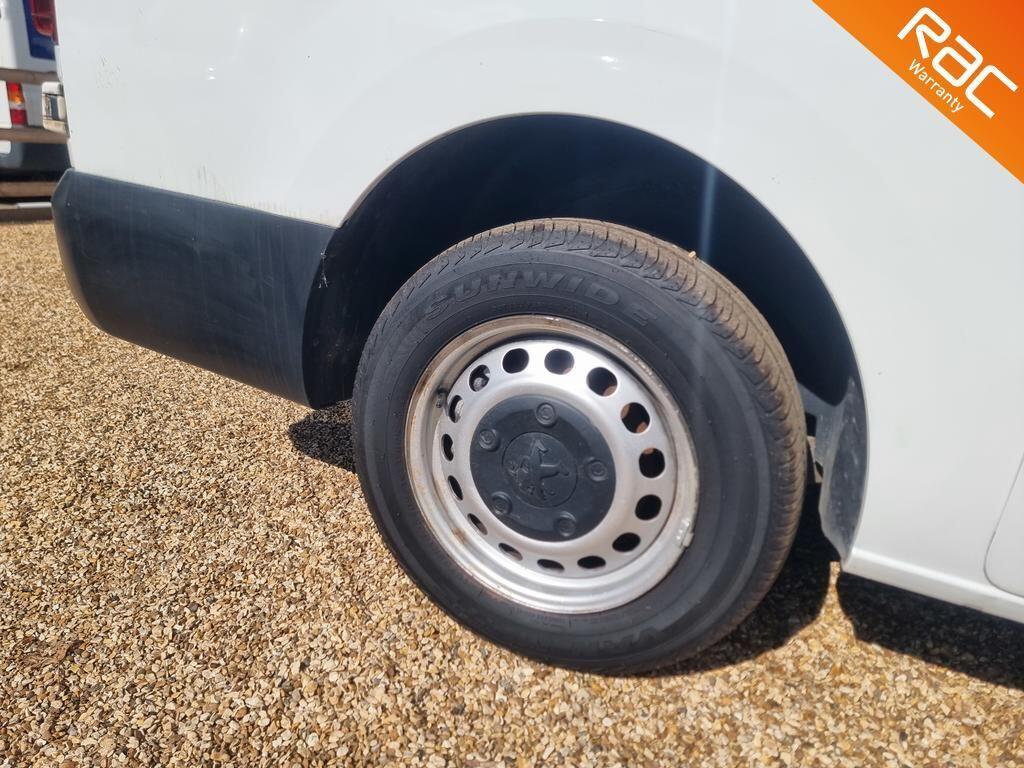 Peugeot Expert 2.0 BlueHDi 1400 Professional Long Panel Van LWB Euro 6 (s/s) 6dr