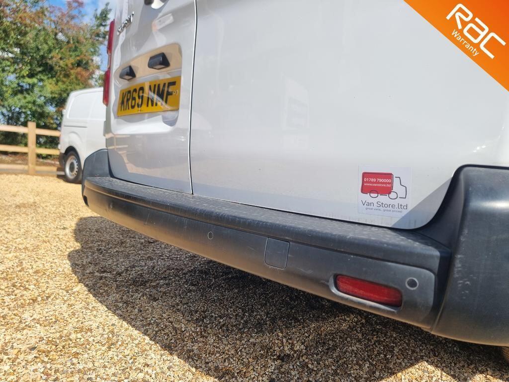 Peugeot Expert 2.0 BlueHDi 1400 Professional Long Panel Van LWB Euro 6 (s/s) 6dr