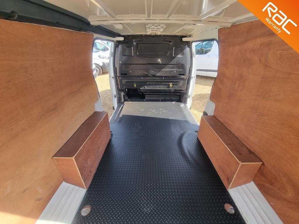 Peugeot Expert 2.0 BlueHDi 1400 Professional Long Panel Van LWB Euro 6 (s/s) 6dr