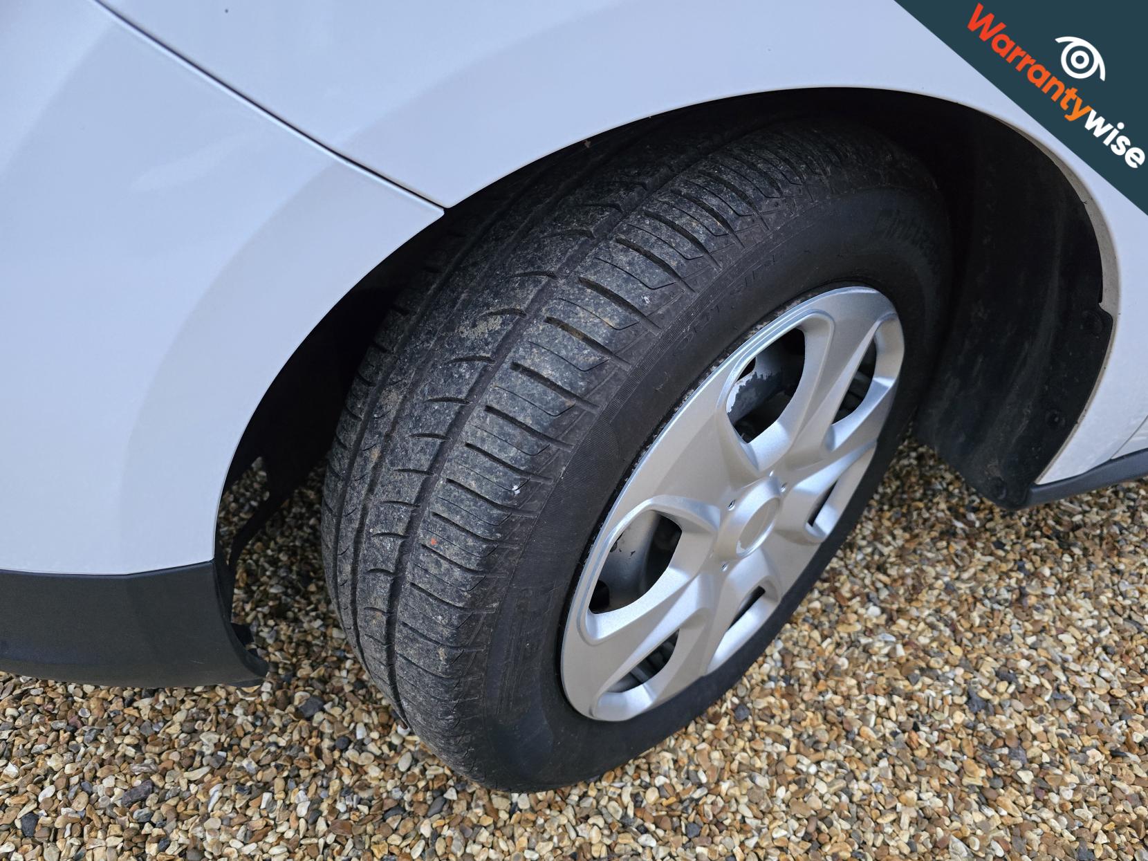 Ford Transit Courier 1.5 TDCi L1 Euro 6 5dr