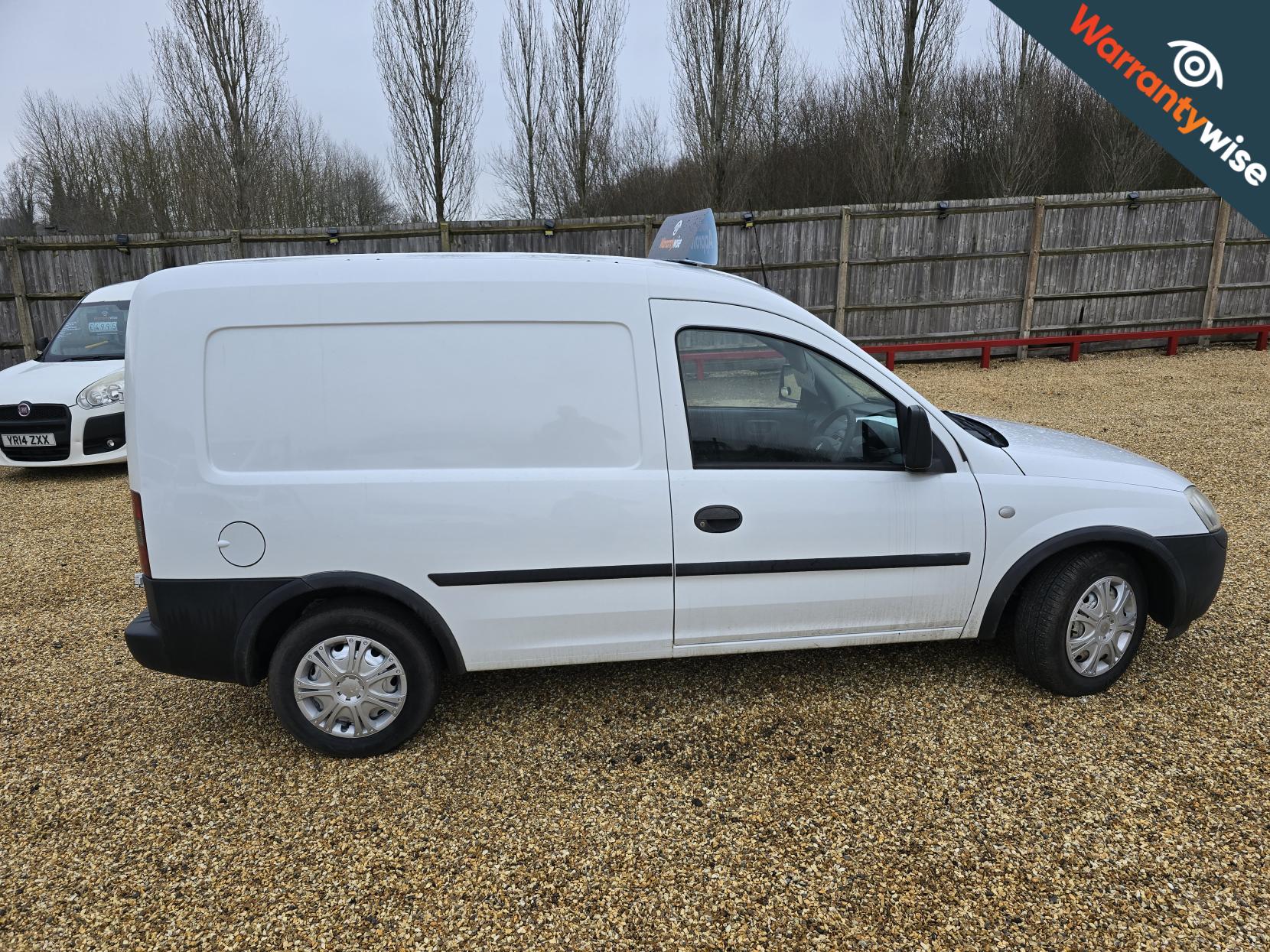 Vauxhall Combo 1.3 CDTi 1700 16v Panel Van 3dr Diesel Manual (134 g/km, 69 bhp)
