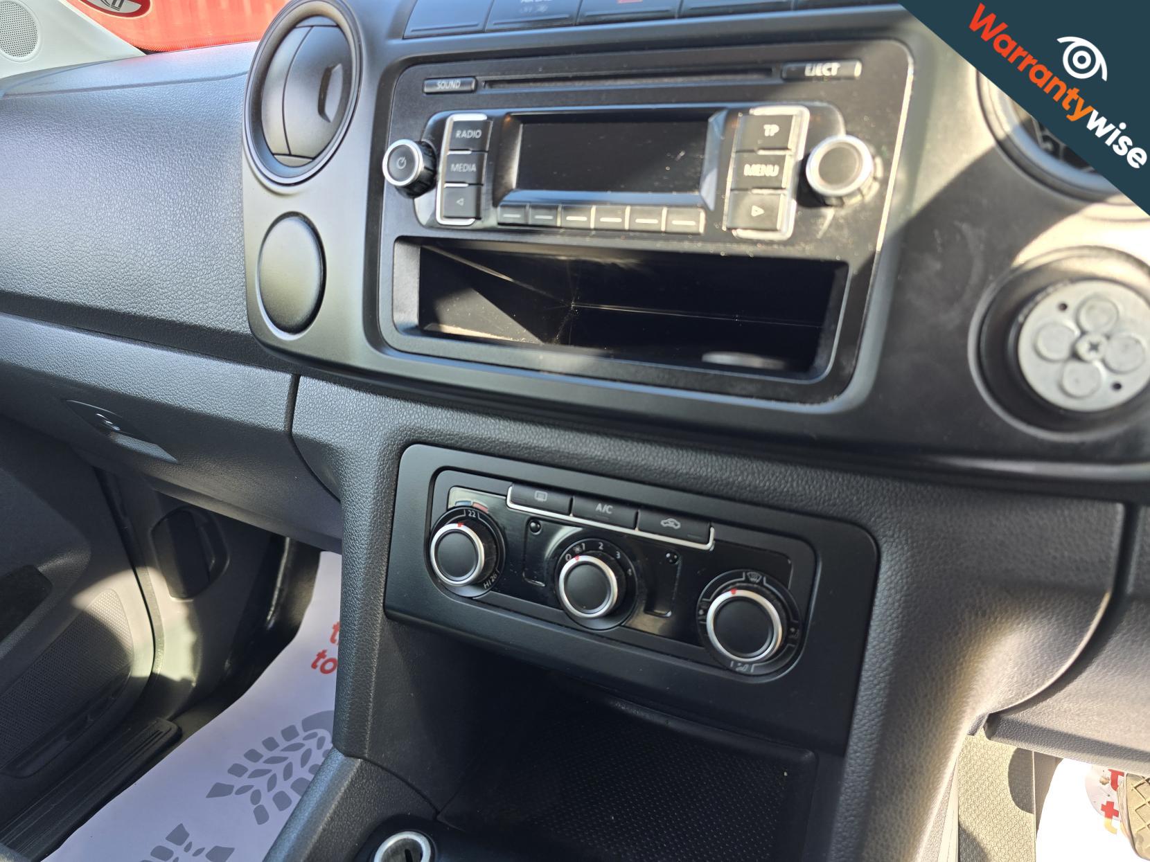 Volkswagen Amarok 2.0 TDI Startline Pickup Double Cab 4dr Diesel Manual 4Motion Selectable Euro 5 (140 ps)