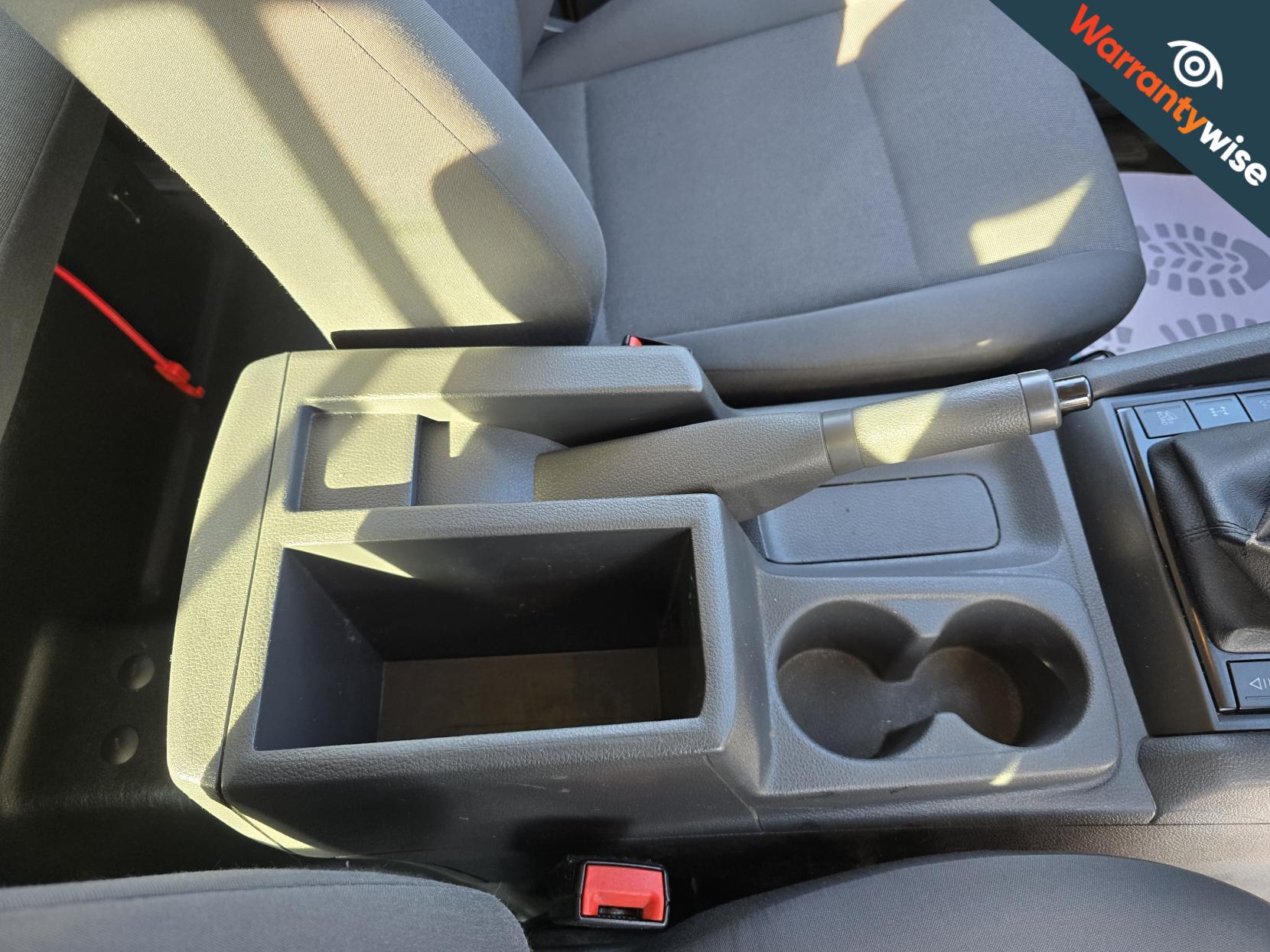 Volkswagen Amarok 2.0 TDI Startline Pickup Double Cab 4dr Diesel Manual 4Motion Selectable Euro 5 (140 ps)