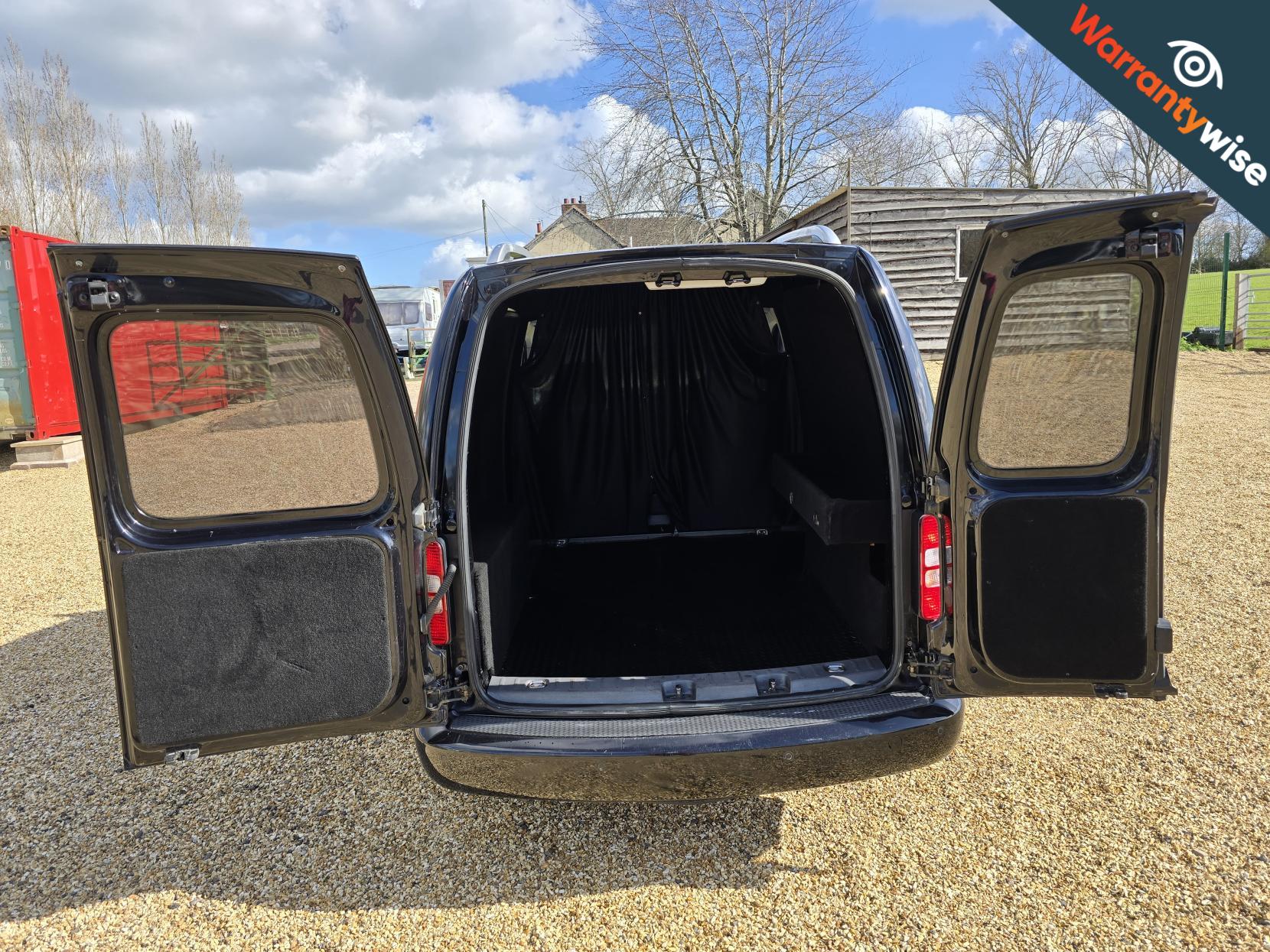 Volkswagen Caddy 1.6 TDI BlueMotion Tech C20 Black Edition Panel Van 4dr Diesel Manual L1 H1 (149 g/km, 101 bhp)