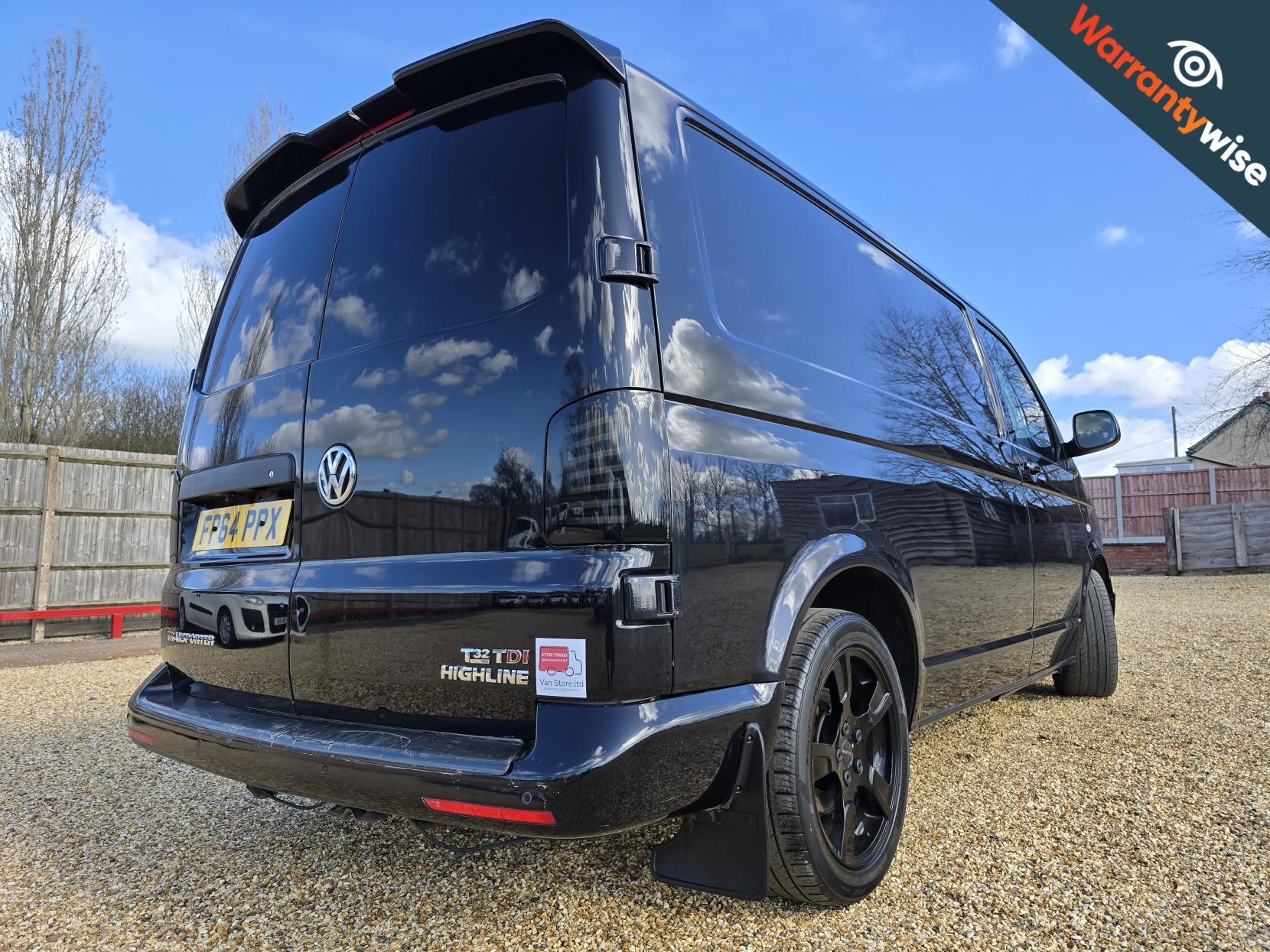 Volkswagen Transporter 2.0 BiTDI T32 Highline Panel Van 4dr Diesel DSG L1 H1 (214 g/km, 178 bhp)