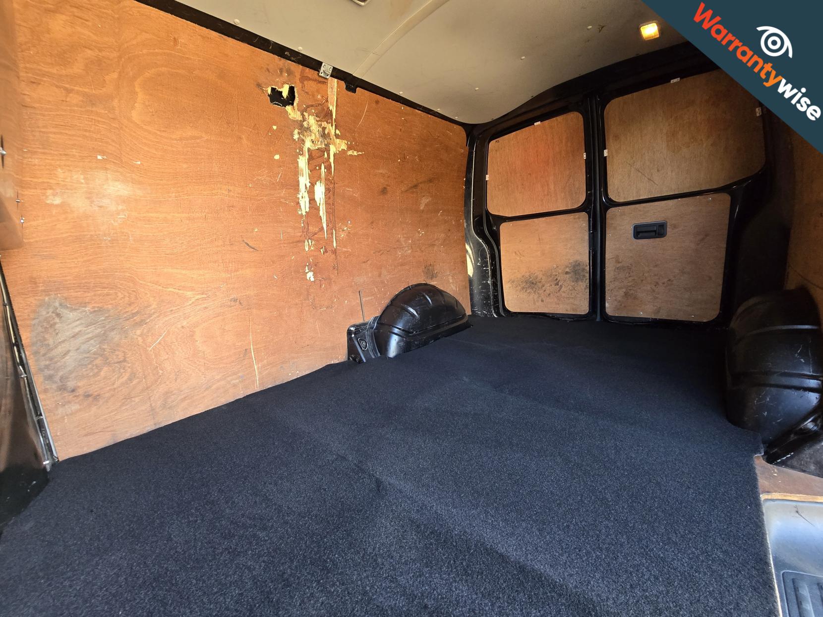 Volkswagen Transporter 2.0 BiTDI T32 Highline Panel Van 4dr Diesel DSG L1 H1 (214 g/km, 178 bhp)