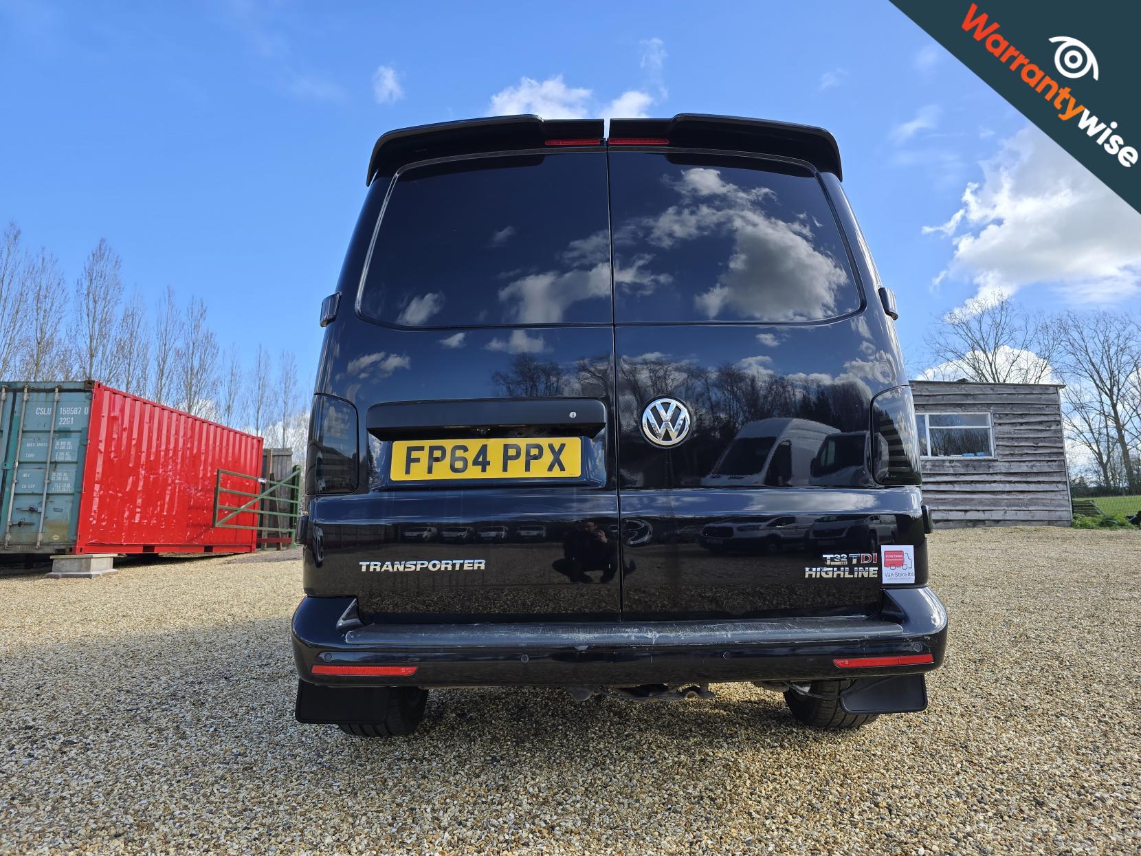 Volkswagen Transporter 2.0 BiTDI T32 Highline Panel Van 4dr Diesel DSG L1 H1 (214 g/km, 178 bhp)