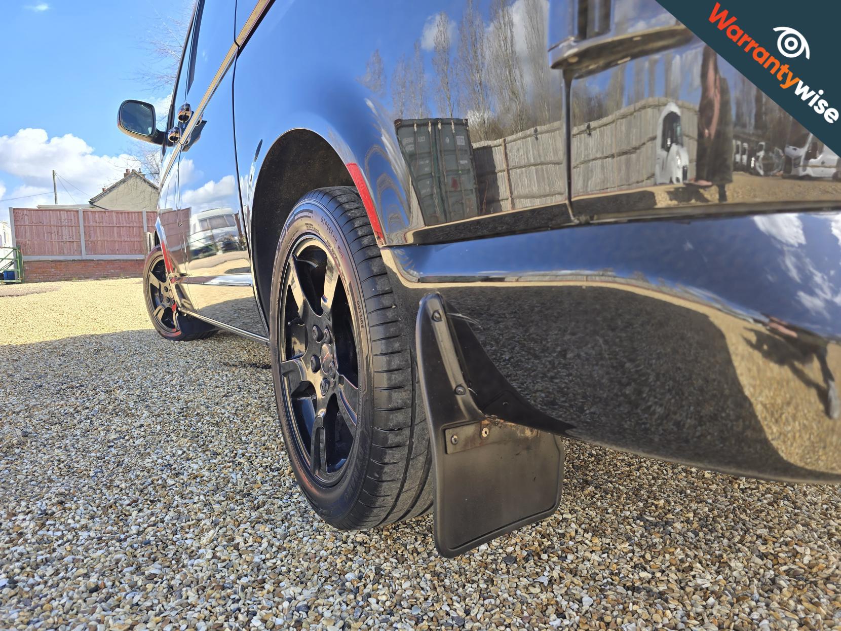 Volkswagen Transporter 2.0 BiTDI T32 Highline Panel Van 4dr Diesel DSG L1 H1 (214 g/km, 178 bhp)