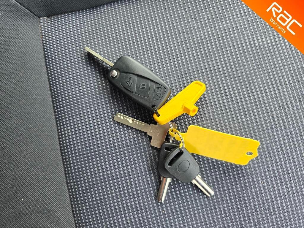 Peugeot Bipper 1.3 HDi SE FWD L1 H1 3dr