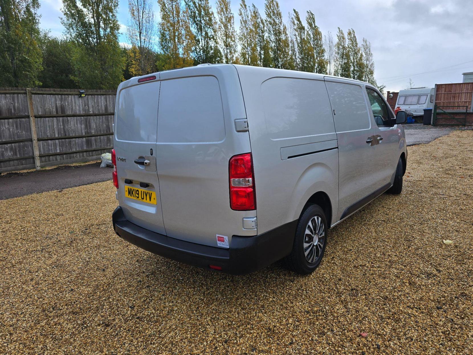Peugeot Expert 2.0 BlueHDi 1400 Professional Long Panel Van LWB Euro 6 (s/s) 6dr