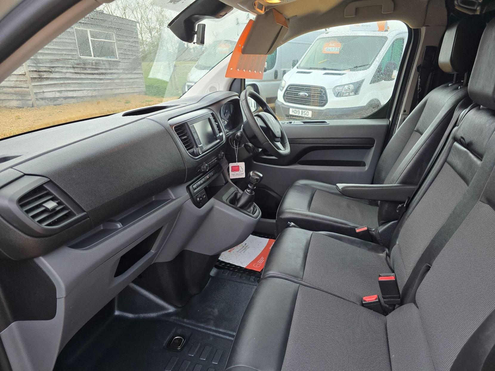 Peugeot Expert 2.0 BlueHDi 1400 Professional Long Panel Van LWB Euro 6 (s/s) 6dr