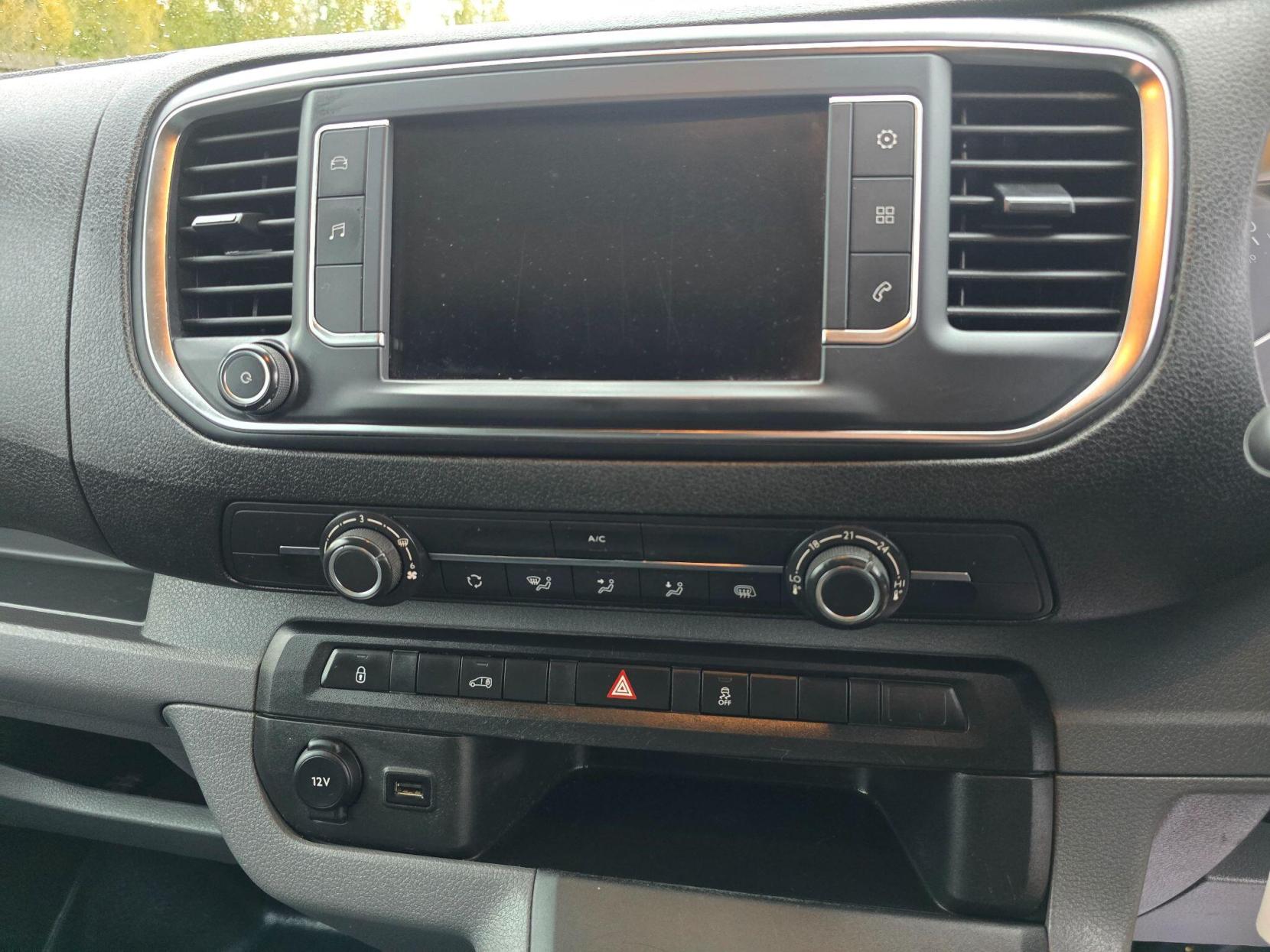 Peugeot Expert 2.0 BlueHDi 1400 Professional Long Panel Van LWB Euro 6 (s/s) 6dr